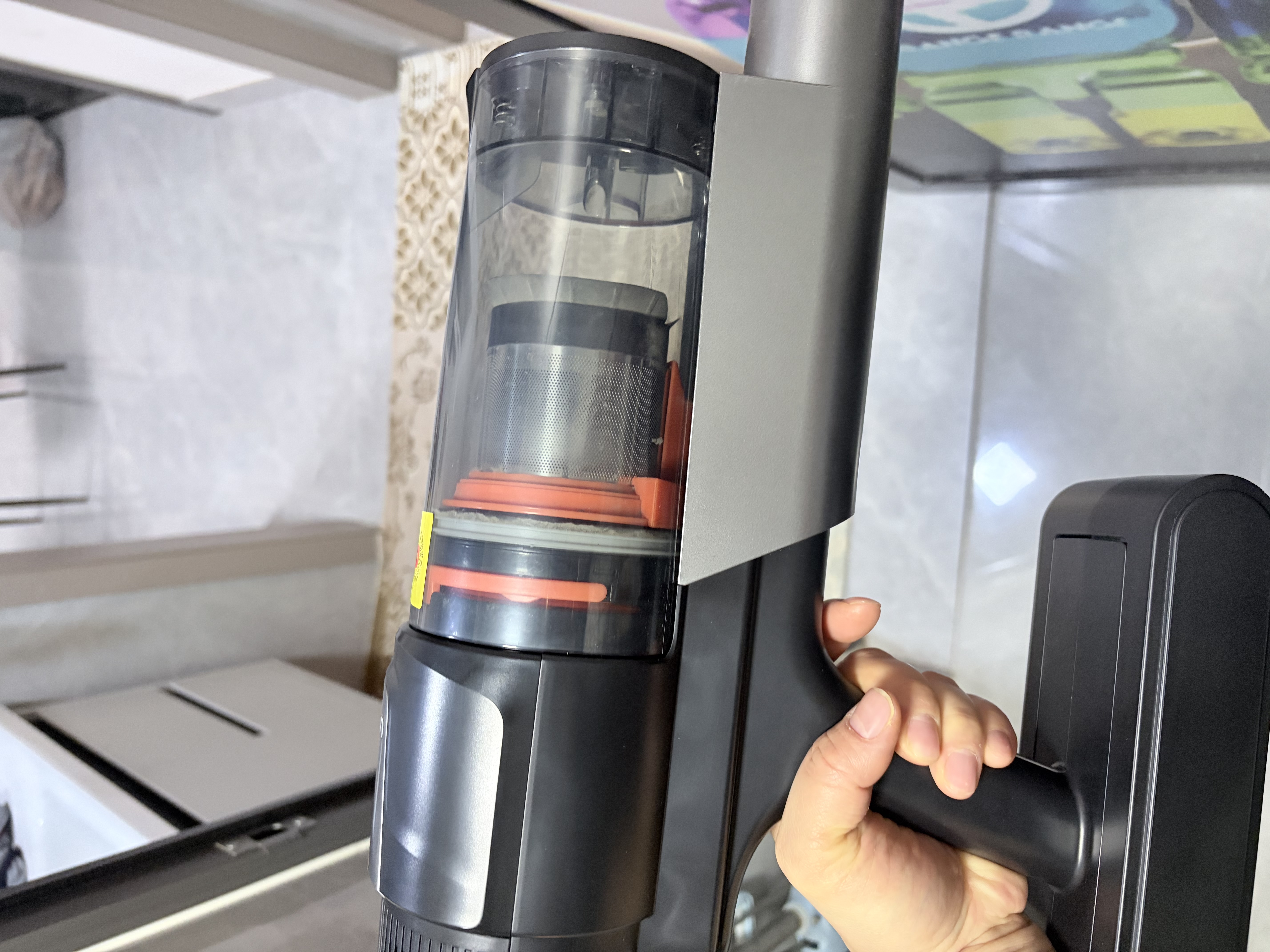 UWANT【价低头部主播八折】友望吸尘器V400Pro增强版家用自动集尘无线手持顶配大吸力宠物除螨扫地机 实拍图