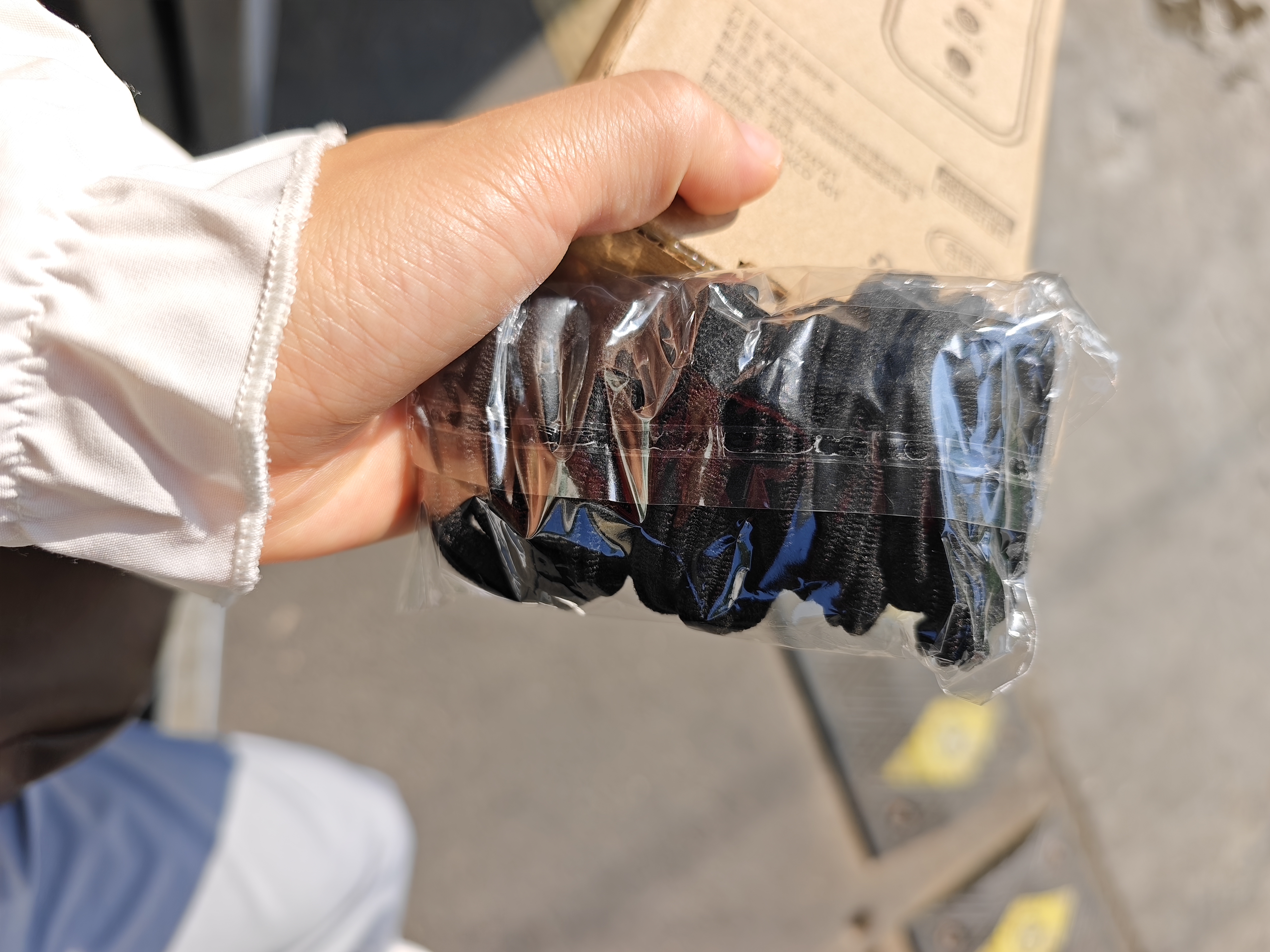 2026新款柔软高弹巨耐用高马尾精品发绳皮筋女孩扎发头绳发饰头饰 黑色1袋【15根】 实拍图