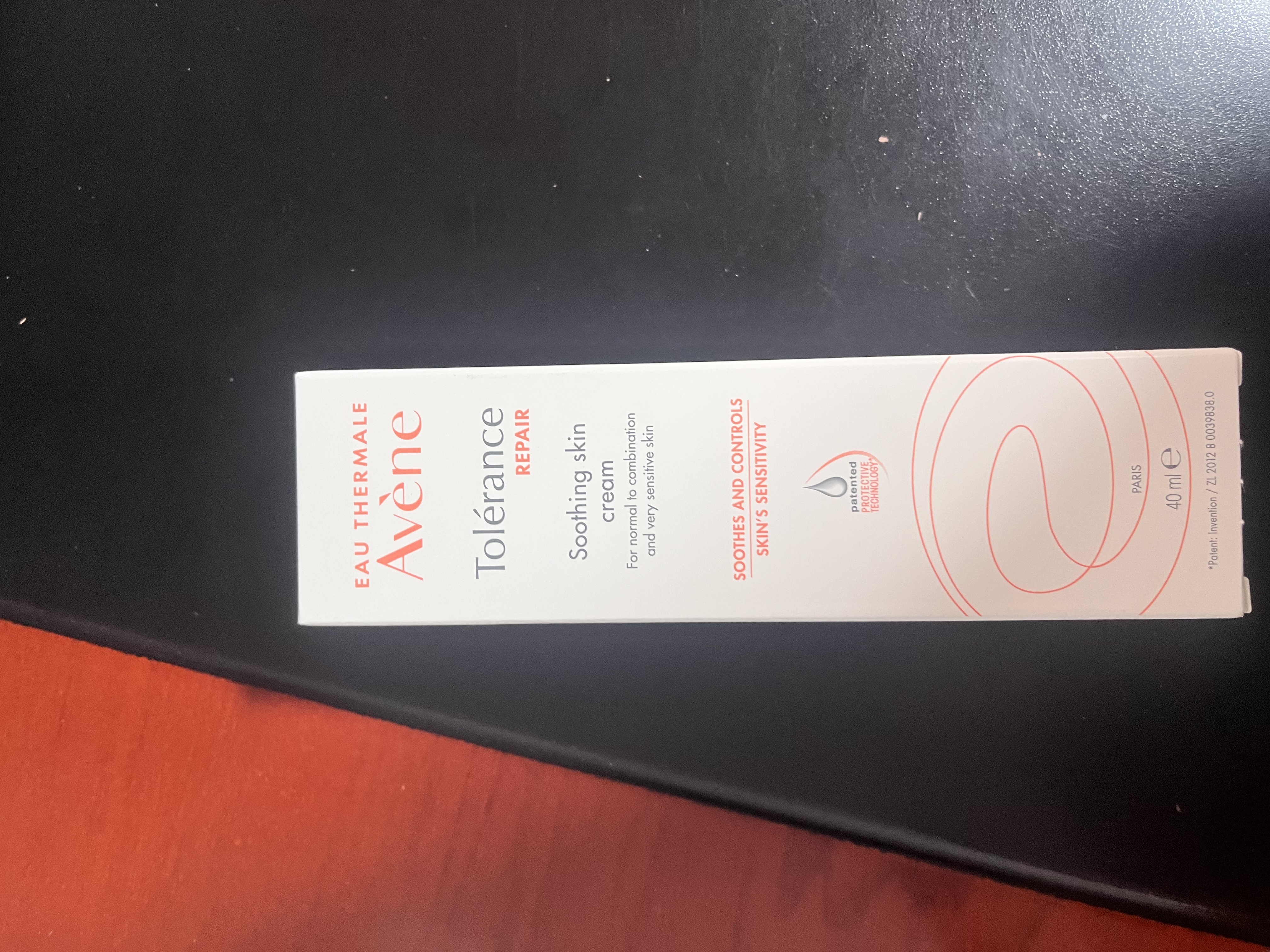 雅漾（Avene）专研修护霜轻润40ML舒缓泛红屏障保湿晒后护肤敏感肌乳液面霜礼物 实拍图