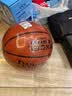 斯伯丁（SPALDING）篮球7号成人比赛TF-500星街战室内外通用吸湿PU七号篮球  76-797Y 实拍图