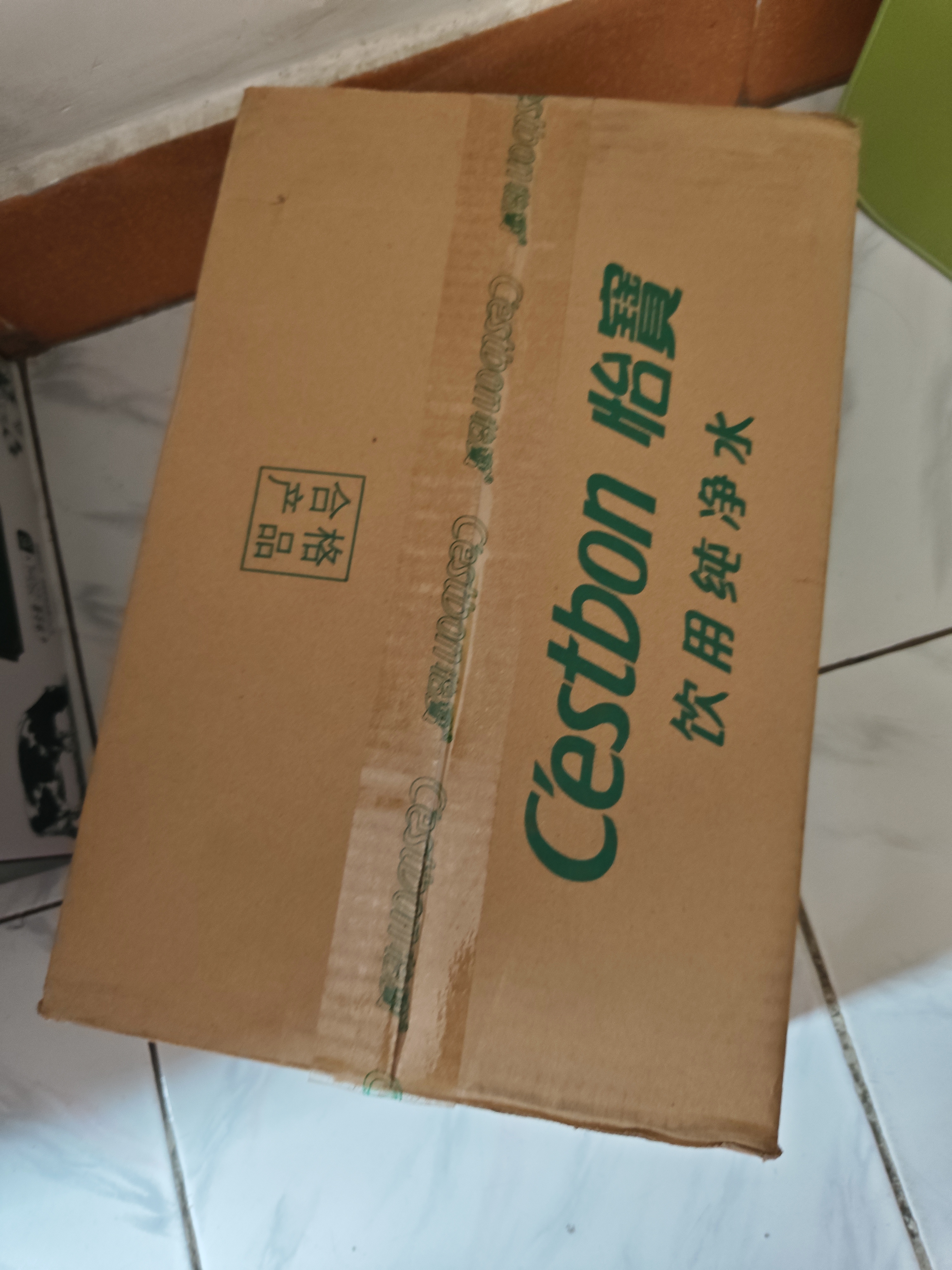 怡宝饮用纯净水211ml*24瓶 小瓶装京东专供 办公旅行户外 口袋水整箱 实拍图