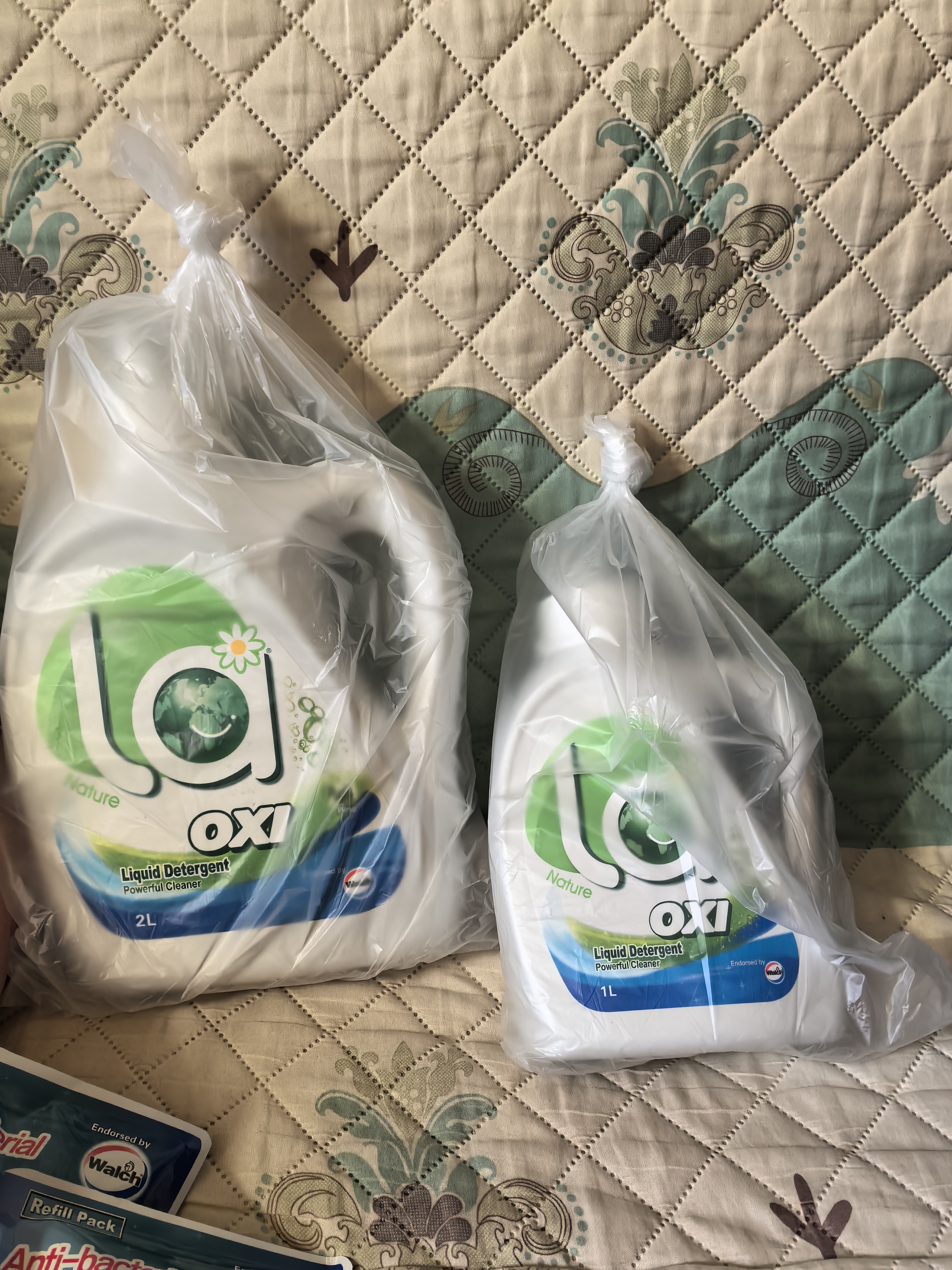 威露士la有氧洗衣液松木香组合装14.36斤(瓶2L+1L+袋1L*4+内衣净90ml*2) 实拍图
