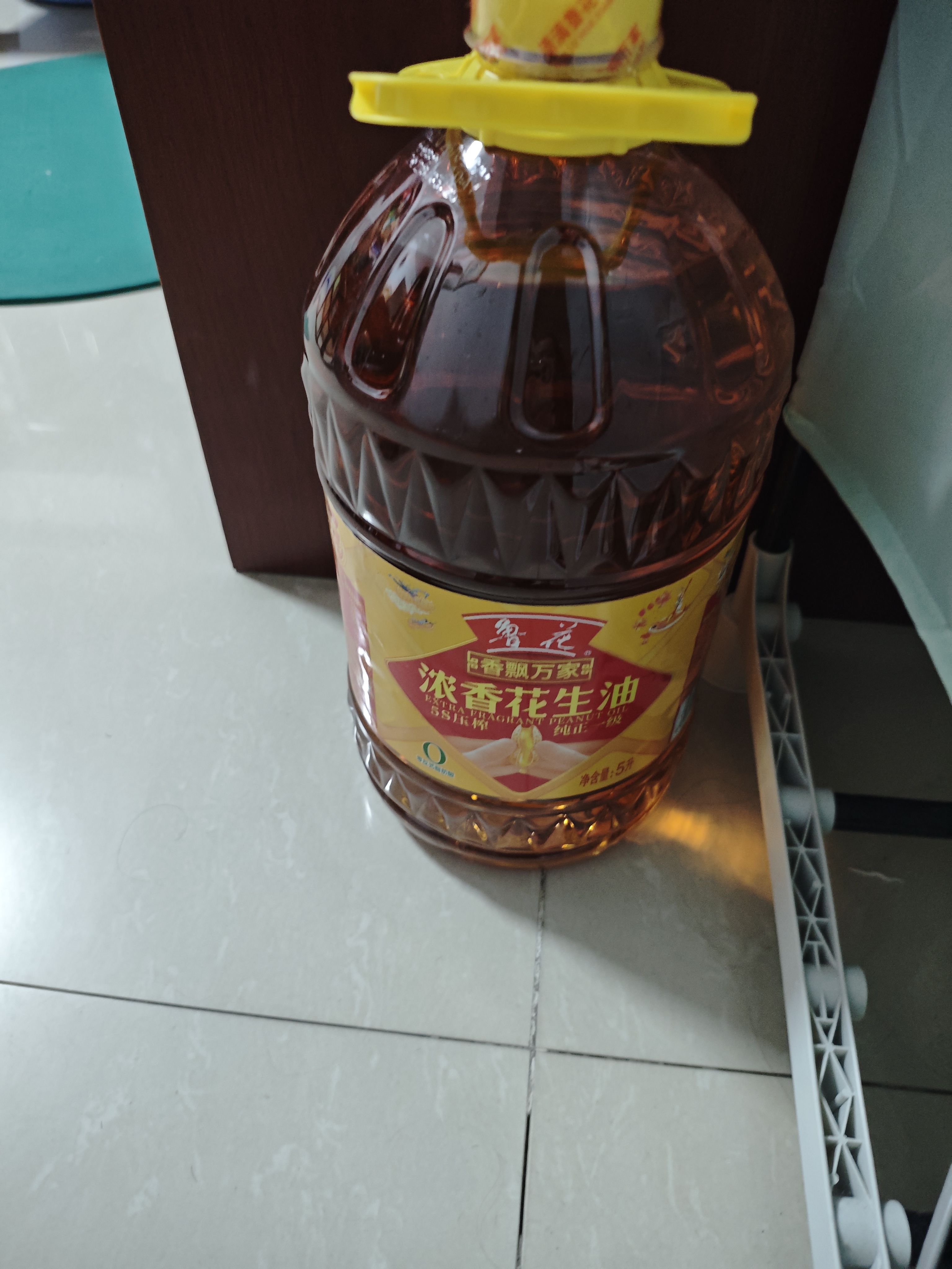 鲁花【保真花生油】5S压榨一级浓香花生油 5L香飘万家 实拍图