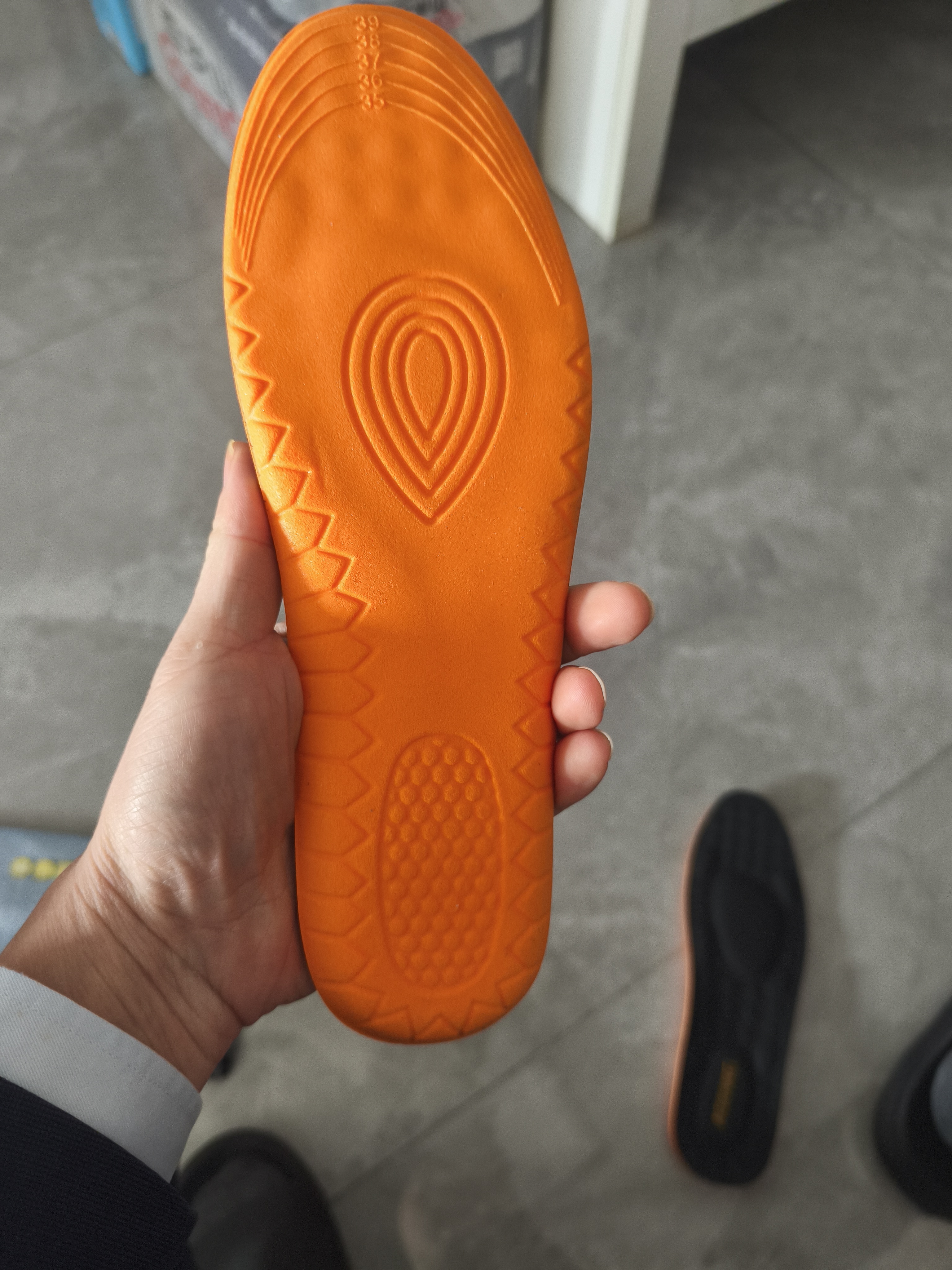奥康（Aokang）牛皮鞋垫真皮柔软皮鞋男鞋垫运动鞋高弹海绵军训久站不累减震透气 实拍图