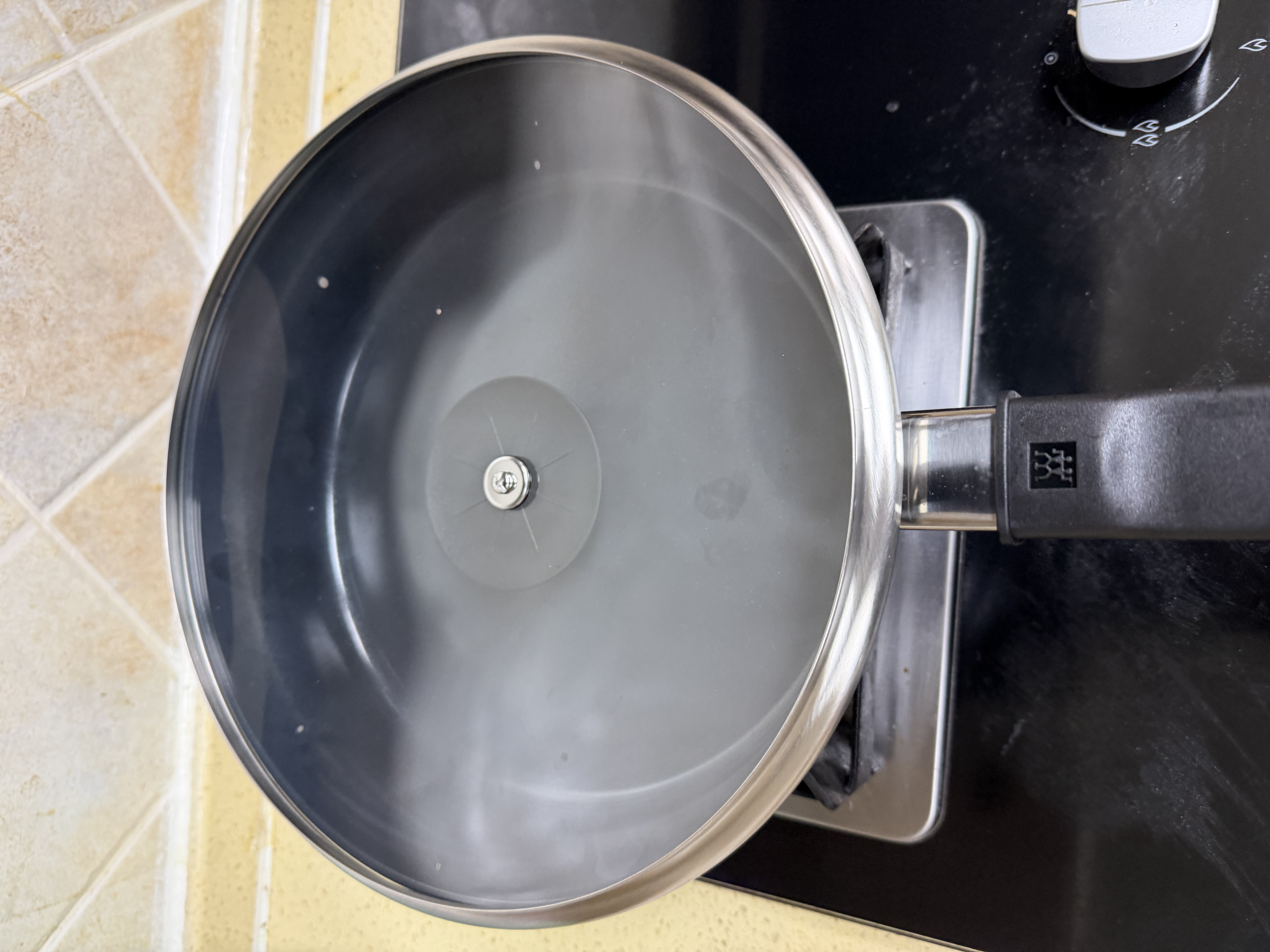 双立人（ZWILLING）不粘煎锅平底锅有钛陶瓷覆面牛排煎蛋锅Motion Plus 炉灶通用26cm 实拍图