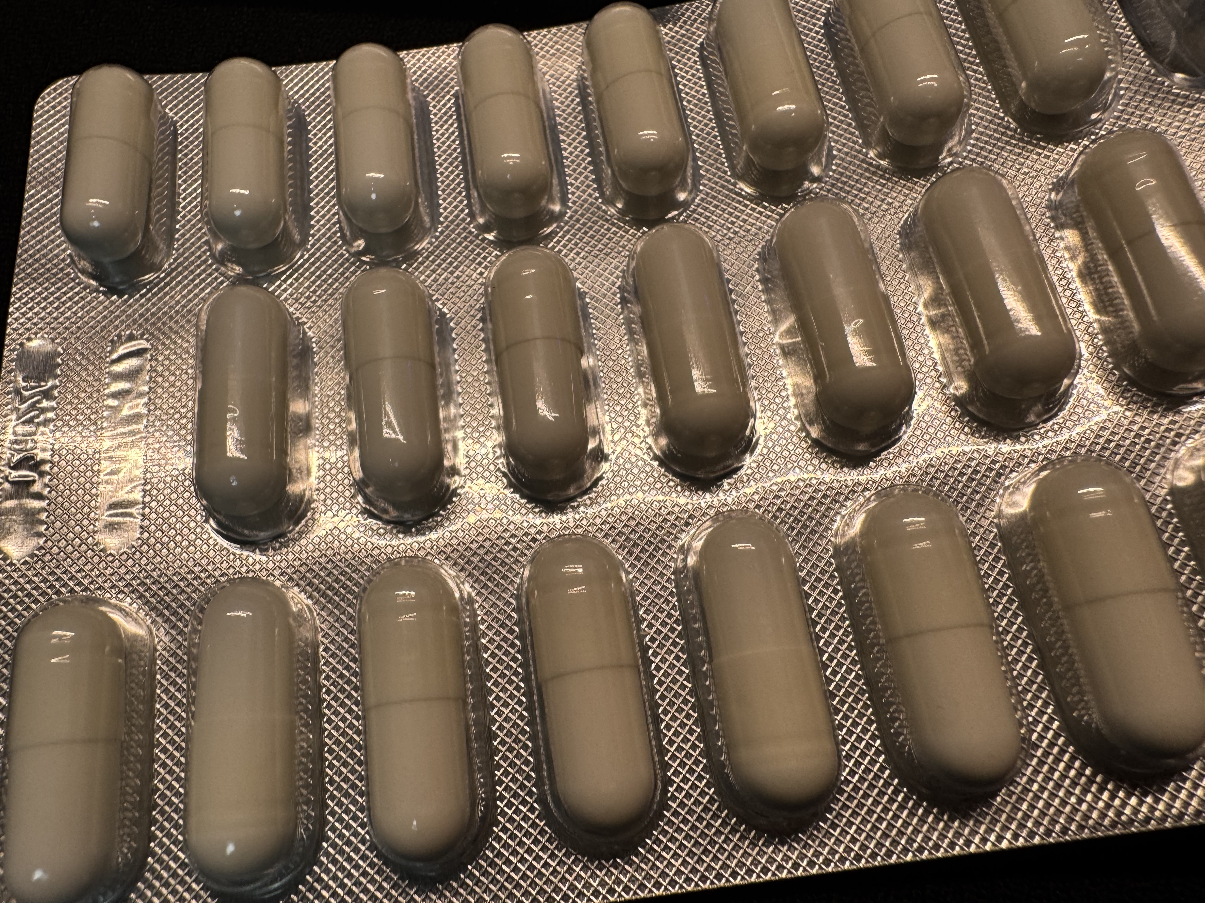 【原研进口】优思弗 熊去氧胆酸胶囊 250mg*25粒/盒*10盒  实拍图