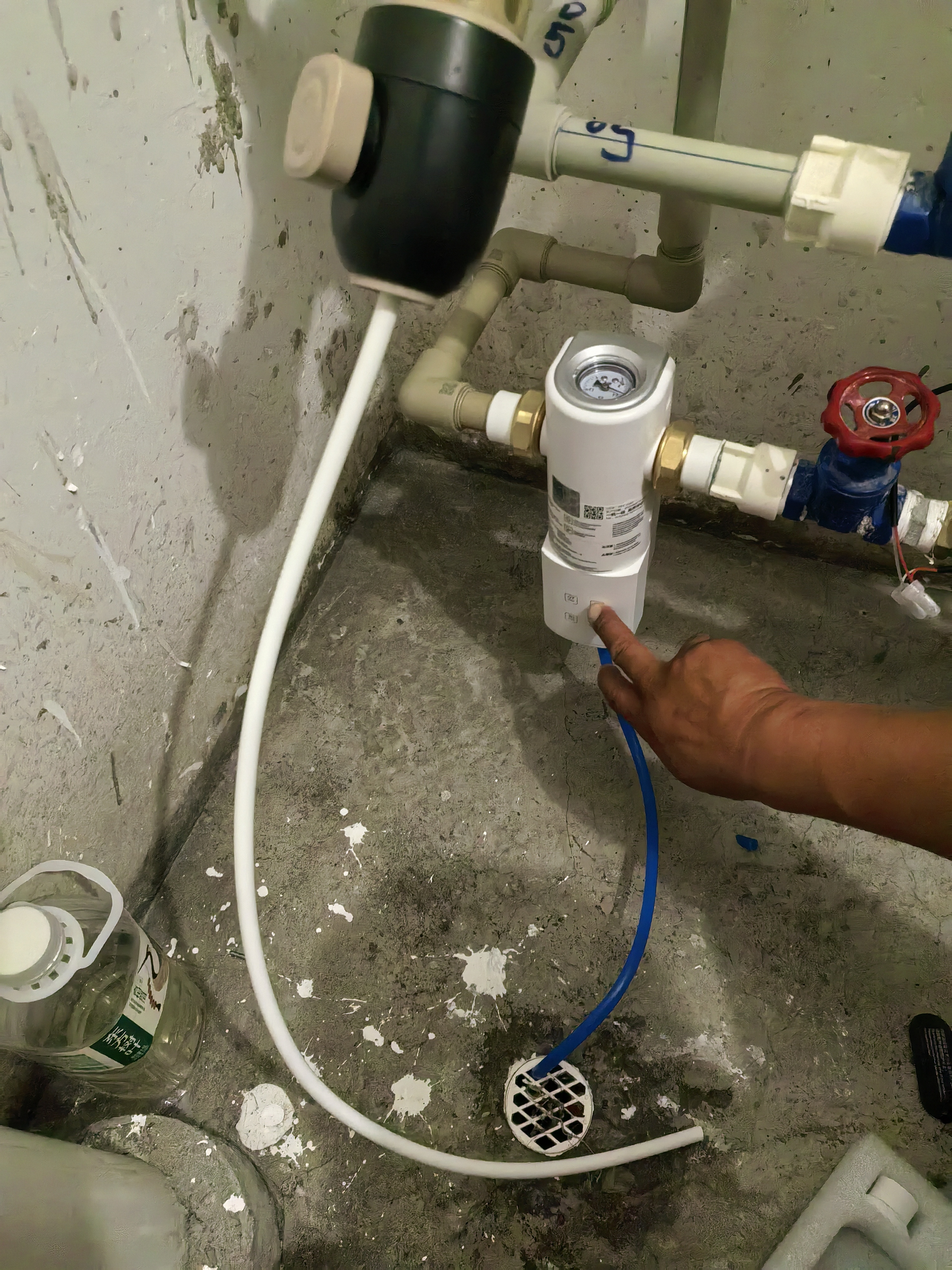 霍尼韦尔（Honeywell）全自动定时反冲洗 防爆前置过滤器 20T/H大通量 厨下净水器厨房专用台下用自来水家用万向安装D40 实拍图
