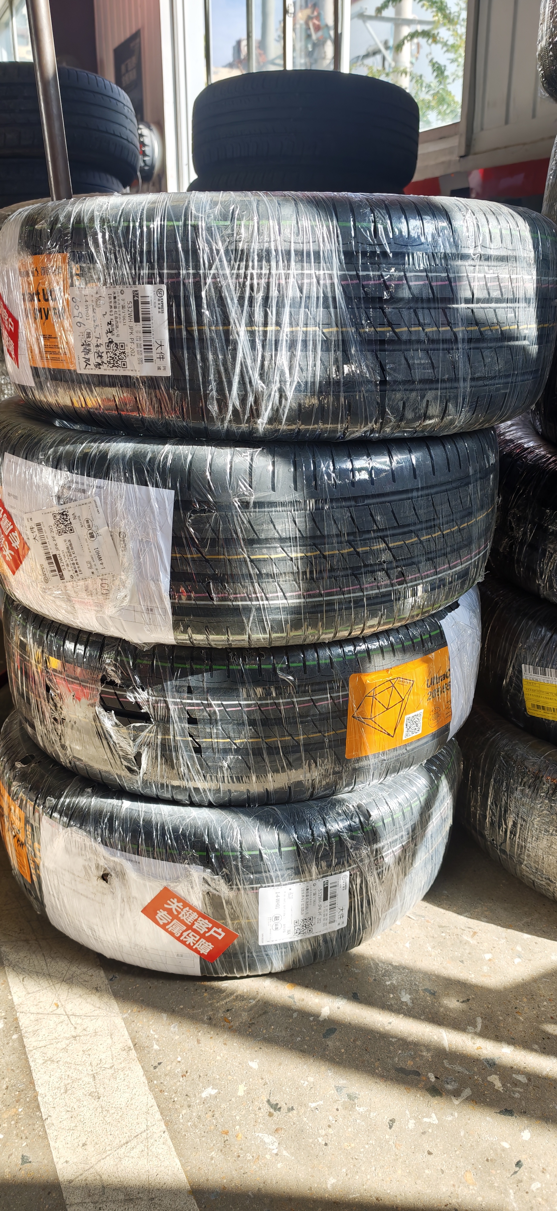 马牌（Continental）汽车轮胎 205/55R16 91V FR UC7 适配大众朗逸/速腾/宝来 实拍图