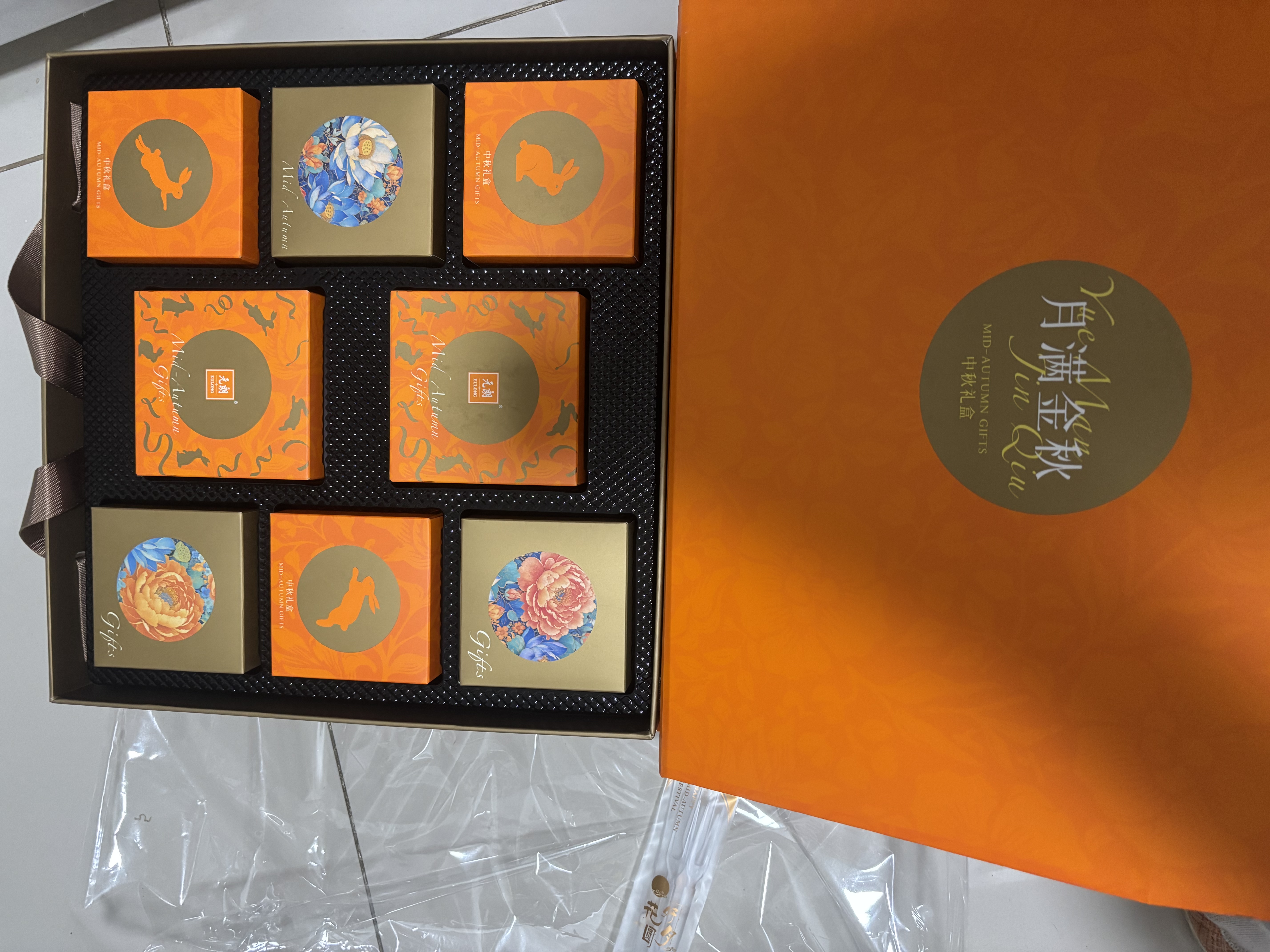 元朗月饼礼盒中秋礼品广式咸蛋黄白莲蓉水果桃山皮香港广东老字号600g 实拍图