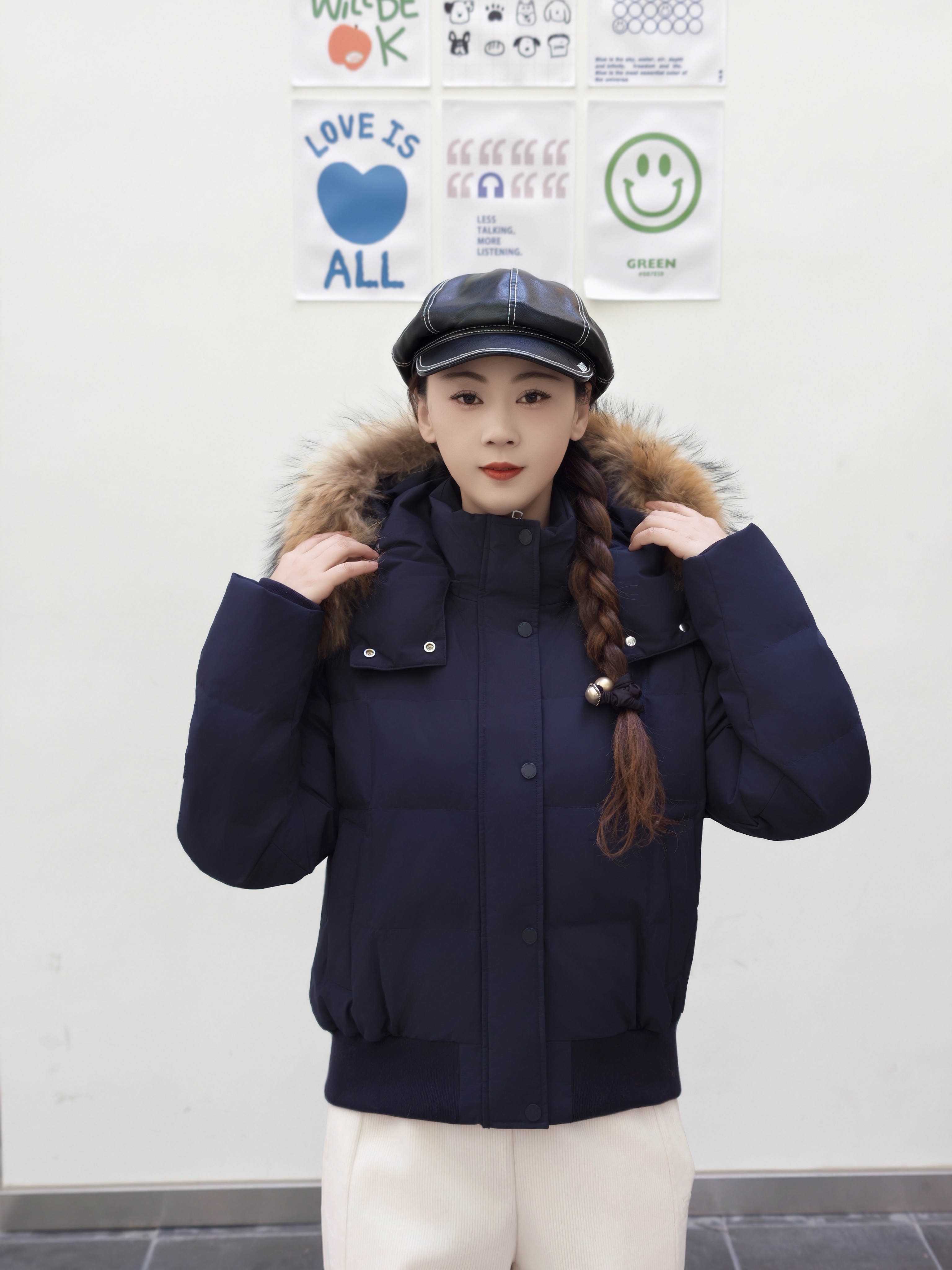 波司登【谷爱凌同款】26年冬休闲女款毛领脱卸帽短款羽绒服B260245362 实拍图