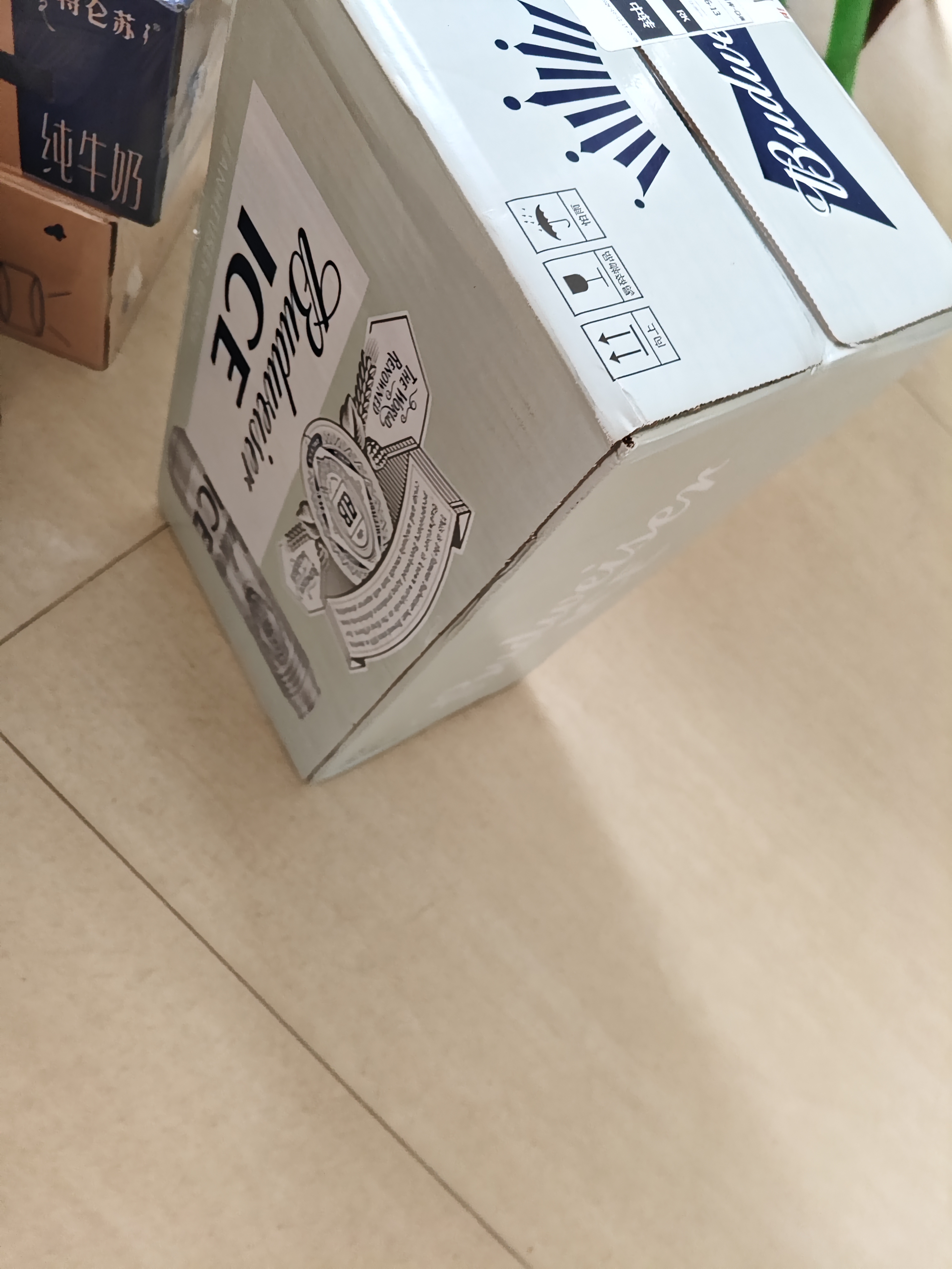 百威冰啤酒500ml*18罐整箱装【99%好评】京东自营 实拍图