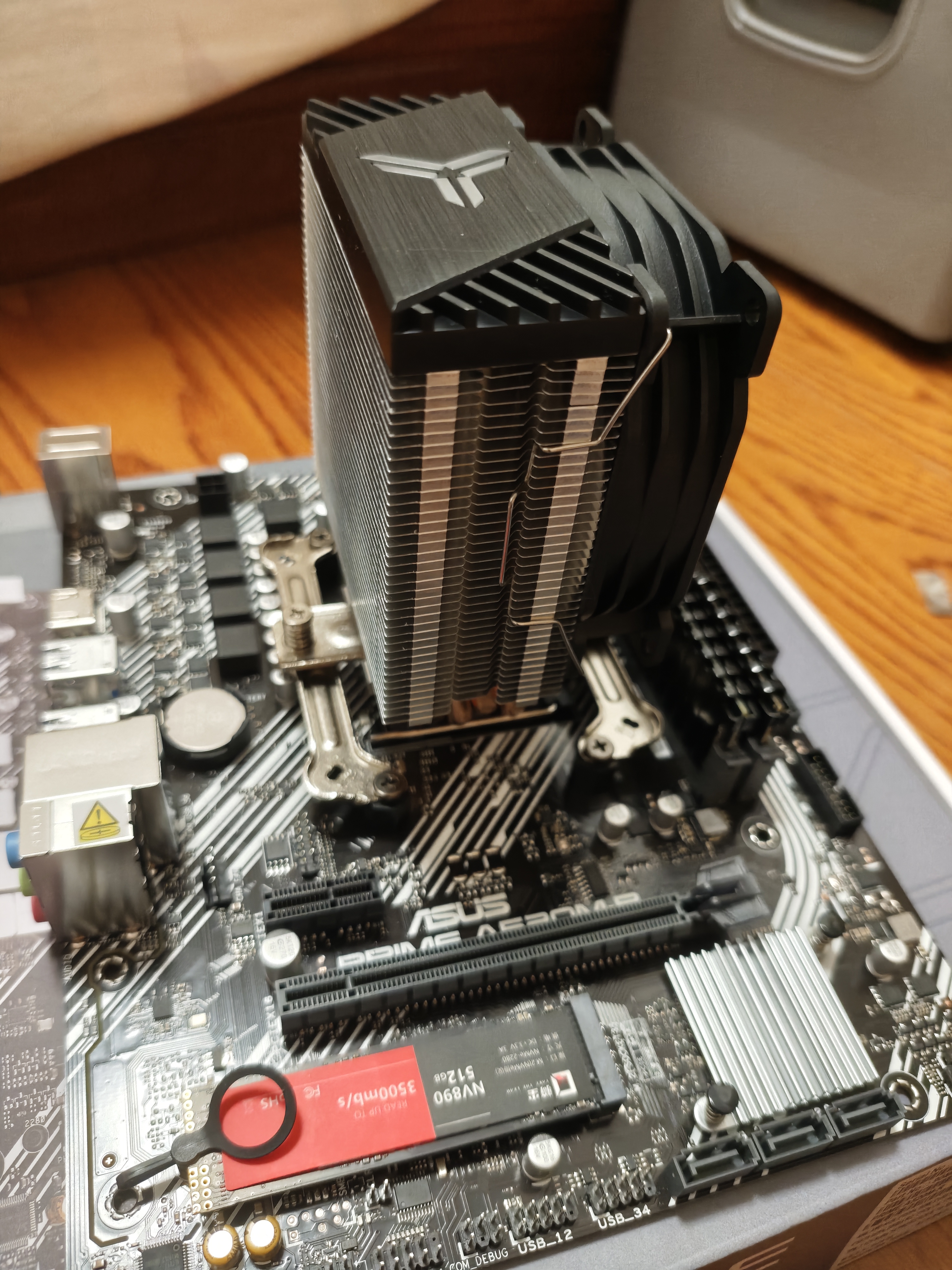 先马（SAMA）平头哥450 额定300W 台式主机箱电脑电源 主动PFC/单路+12V/智能温控/12cm风扇 实拍图