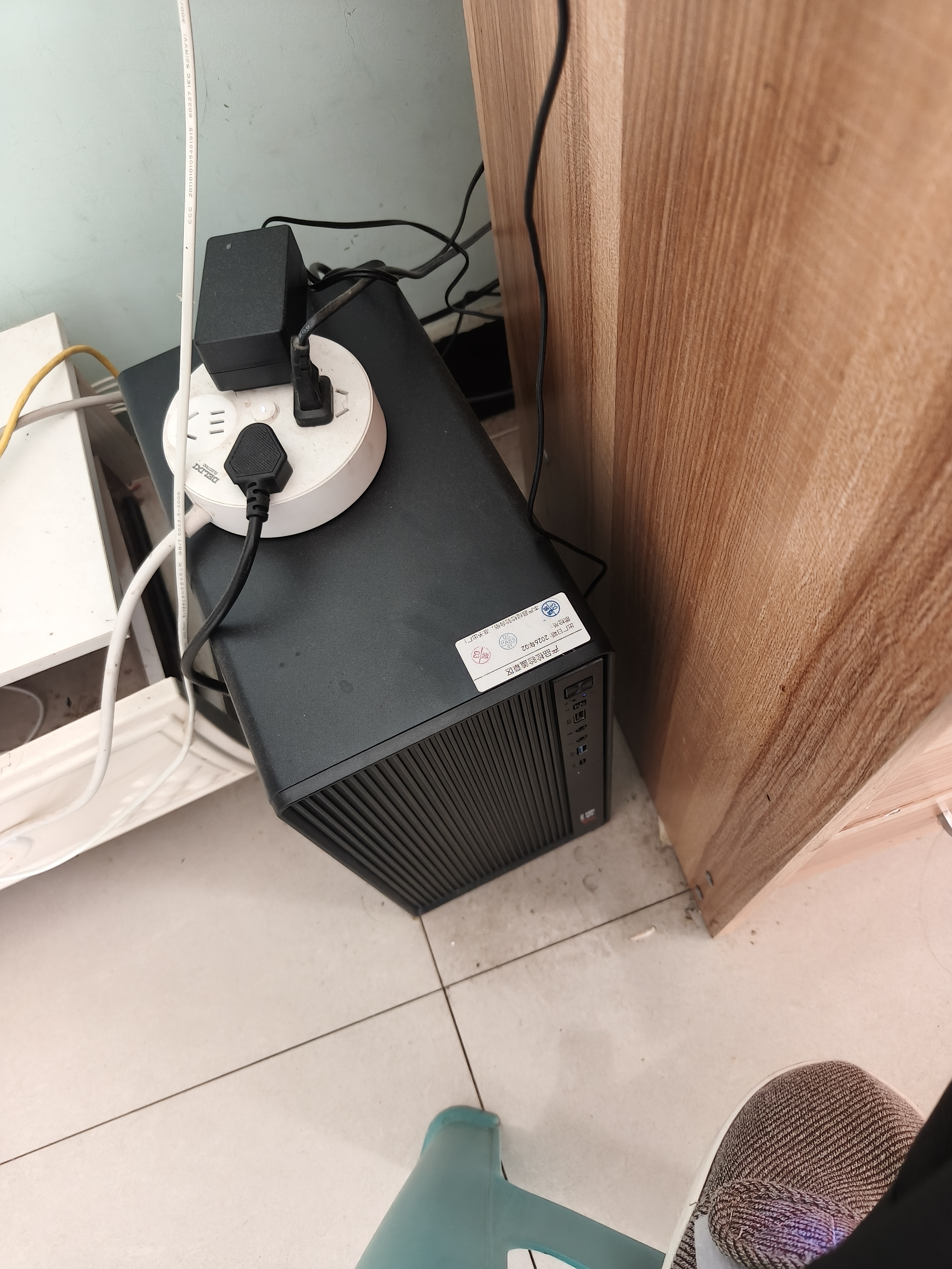 华硕【14代酷睿 i5 i7】台式电脑主机台式机整机独显商务办公大额补贴组装Diy电脑 套二 i5/16G/628G/HD显卡+24英寸 实拍图