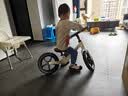 乐卡（Lecoco）儿童平衡车无脚踏宝宝学步车2-3-6岁幼儿滑行滑步车 12寸 X1pro-云雾咖 【无光实心轮】 实拍图