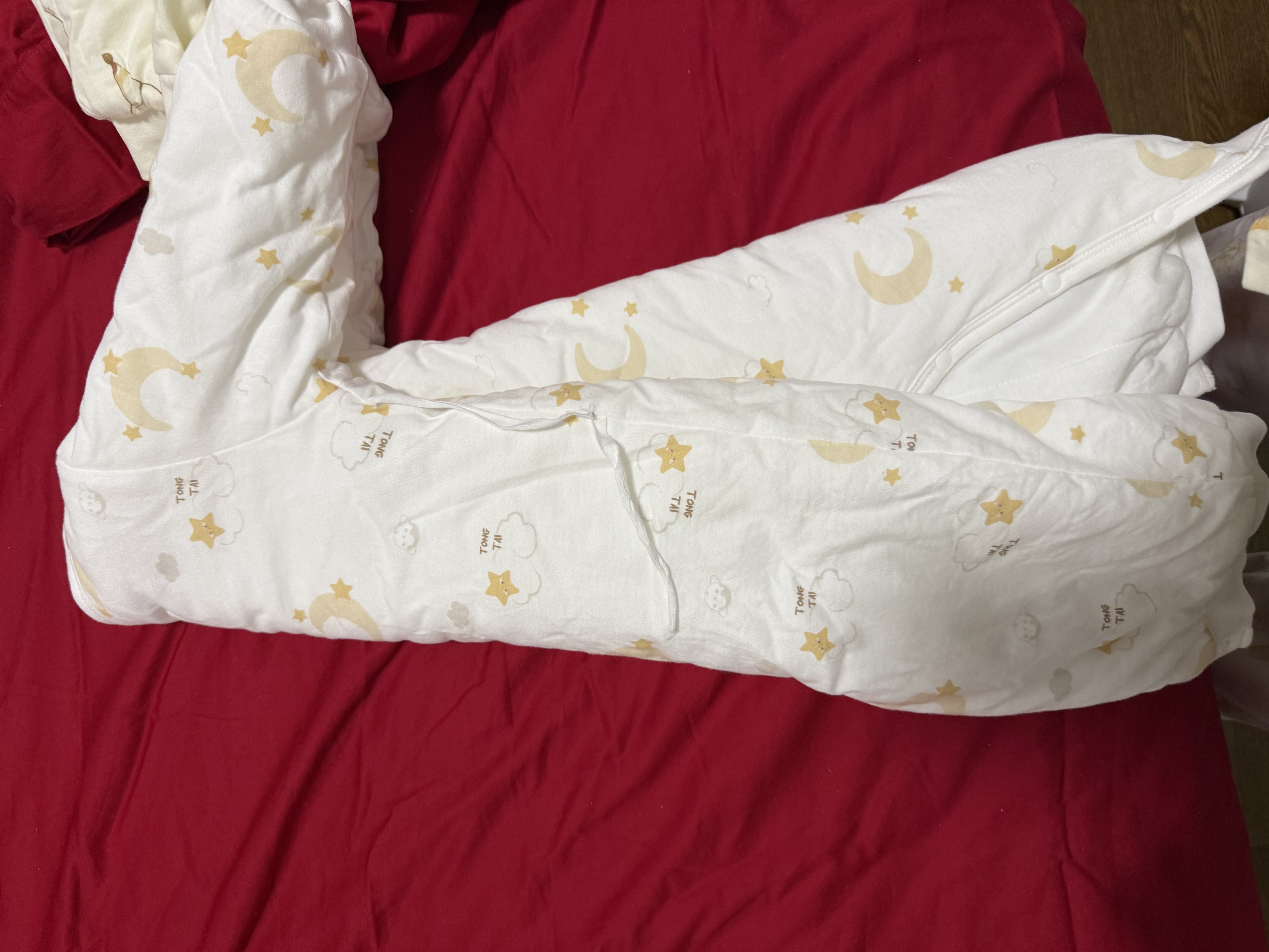 童泰新生婴儿衣服连体衣秋冬加厚夹棉初生宝宝蝴蝶衣爬服 月亮星 73cm 实拍图