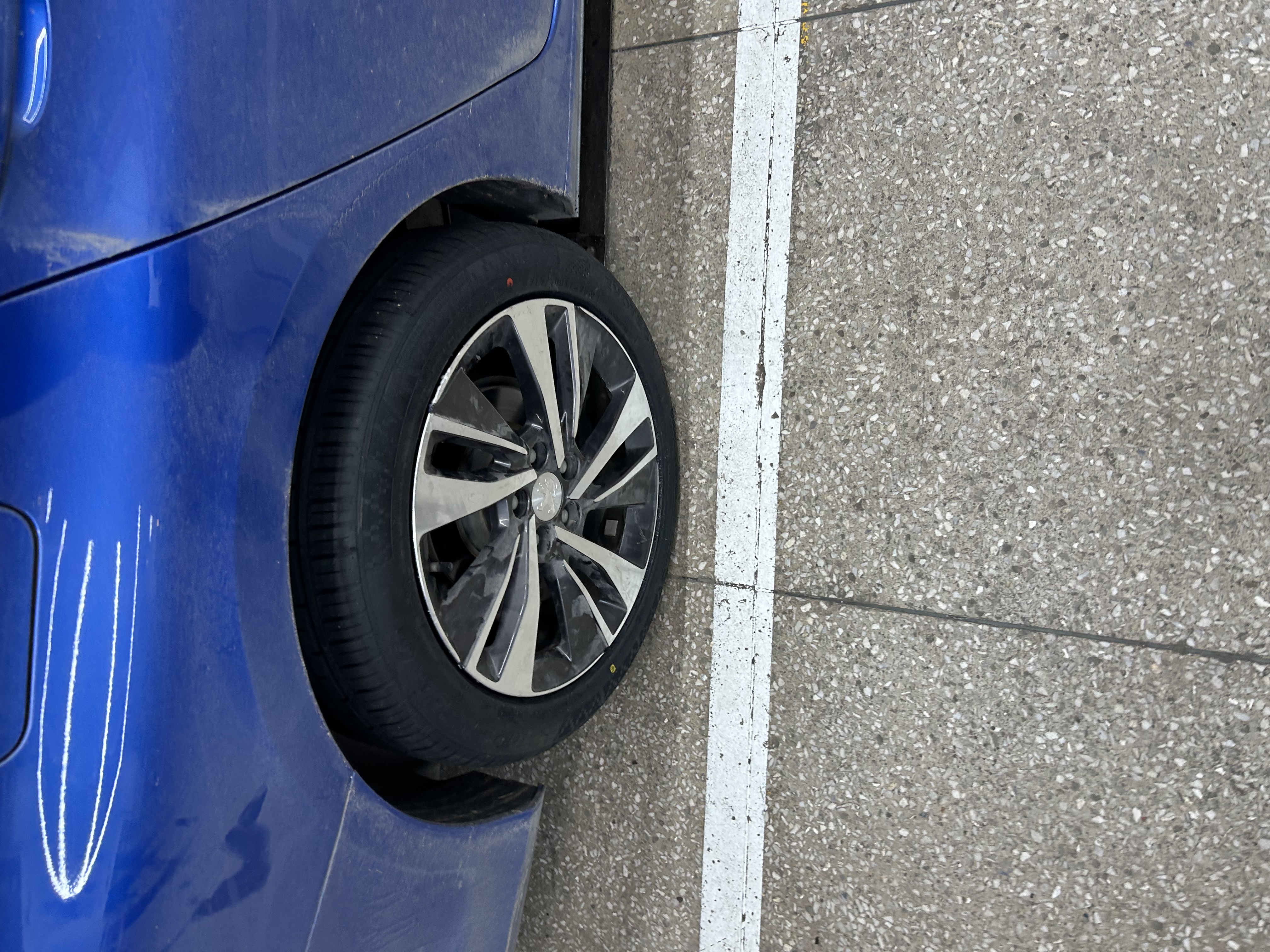 玲珑轮胎汽车轮胎215/50R17 95W XL 玲珑臻选 UD 适配长安CS35/名图/思域 实拍图