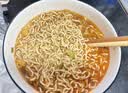 康师傅 方便面 经典红烧牛肉面五连包104g*5袋 泡面袋装速食 方便食品 实拍图