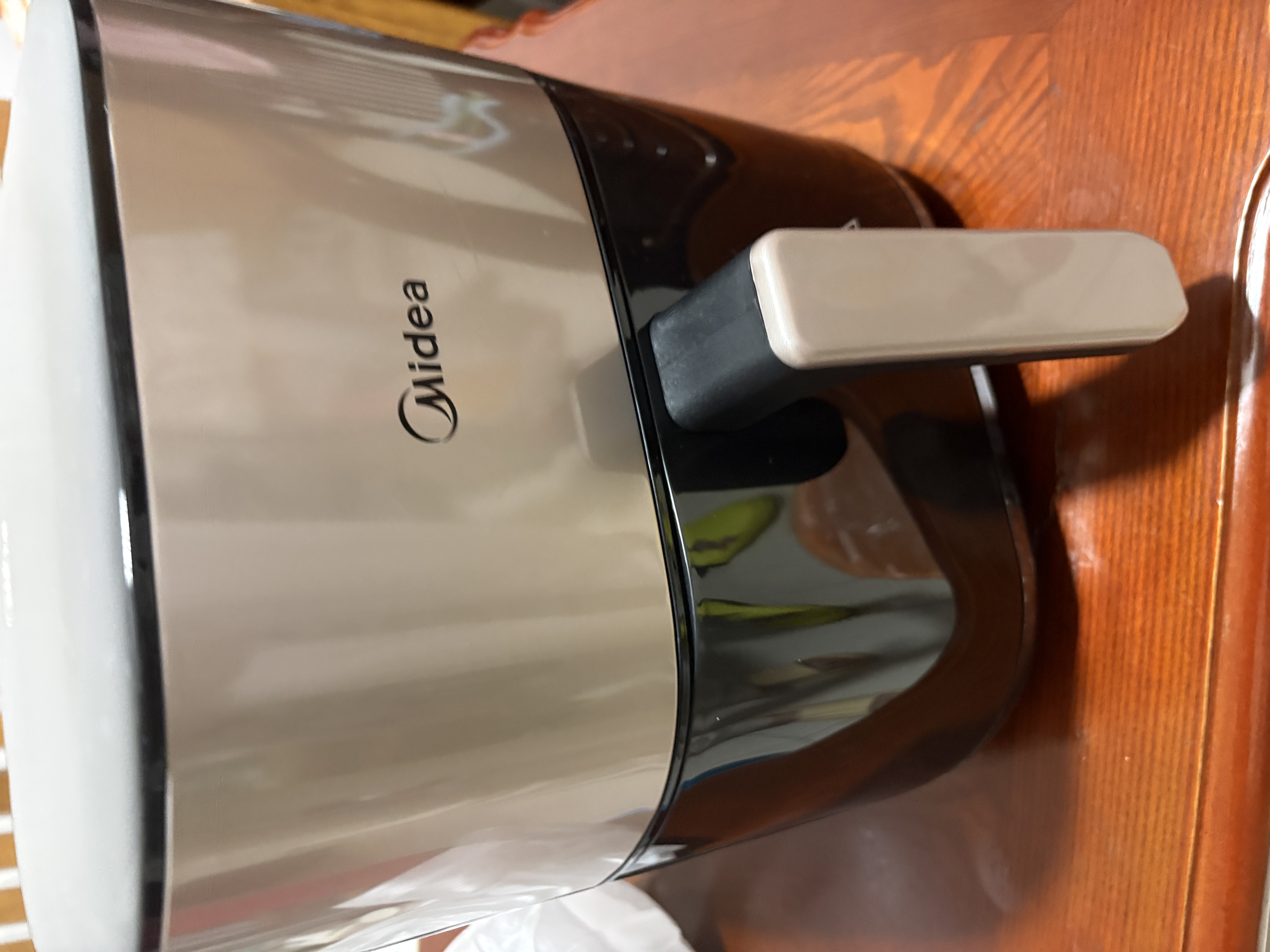 美的（Midea）空气炸锅可视实用烘焙大容量 家用多功能烘焙蒸烤一体机 上下双热源金属内腔智能免翻面KZC6054 实拍图