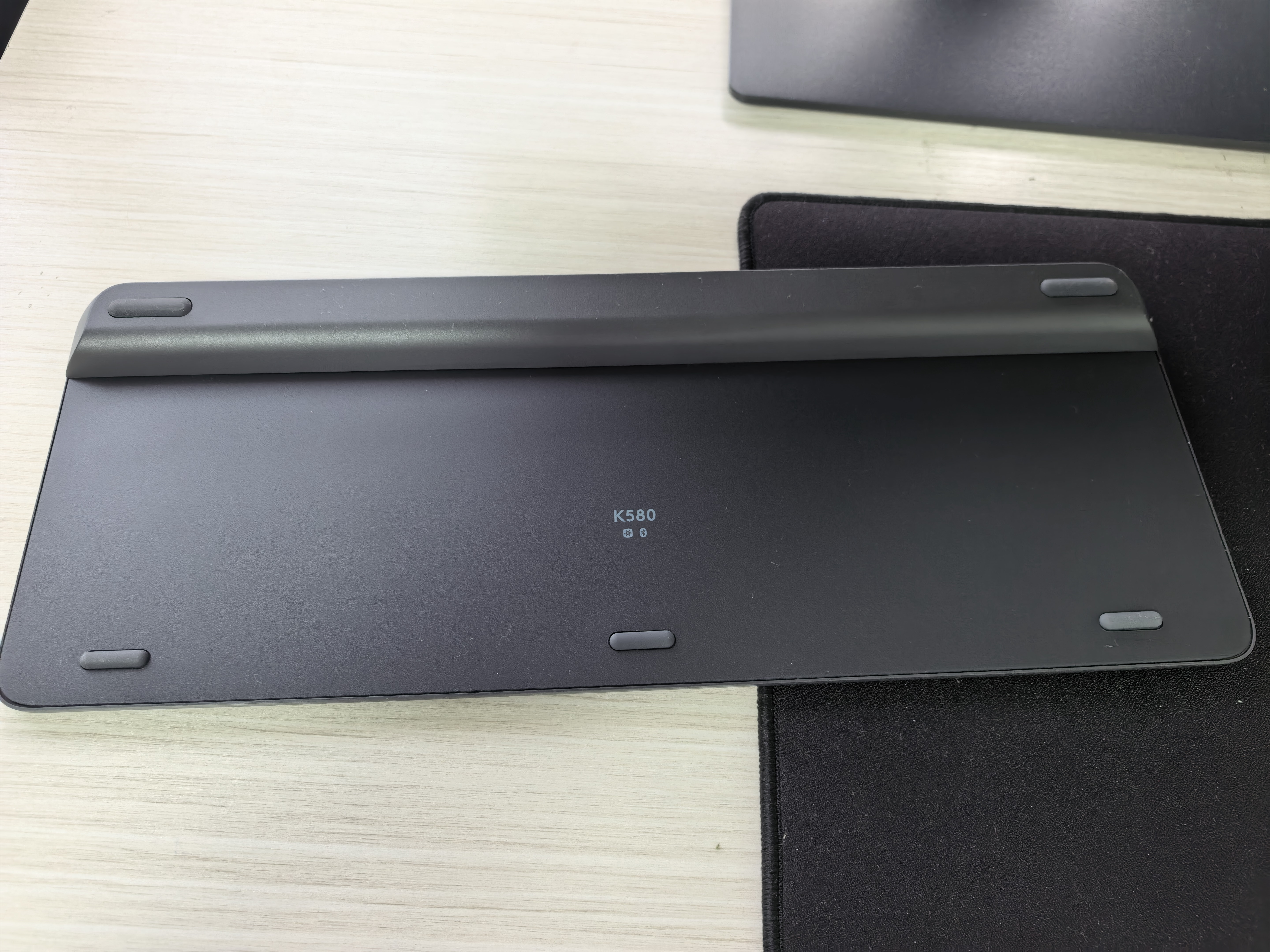 罗技（Logitech）时尚系列 K580 无线蓝牙键盘 办公键盘 便携超薄 笔记本键盘 平板键盘 星空灰 101键 实拍图