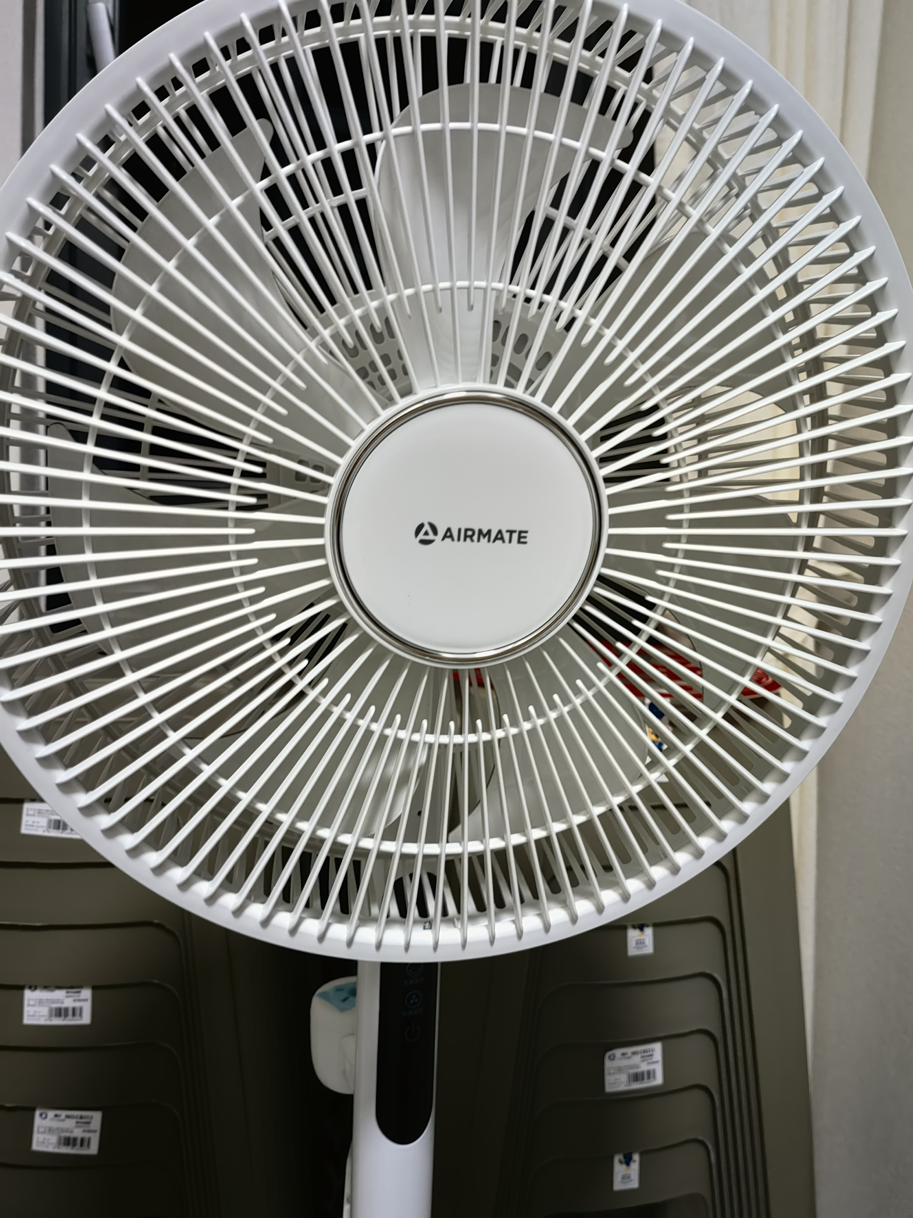 艾美特（AIRMATE）【轻语系列】电风扇安静卧室一级能效落地扇轻音家用直流变频大风力台立式节能遥控全屋驱蚊循环扇 实拍图