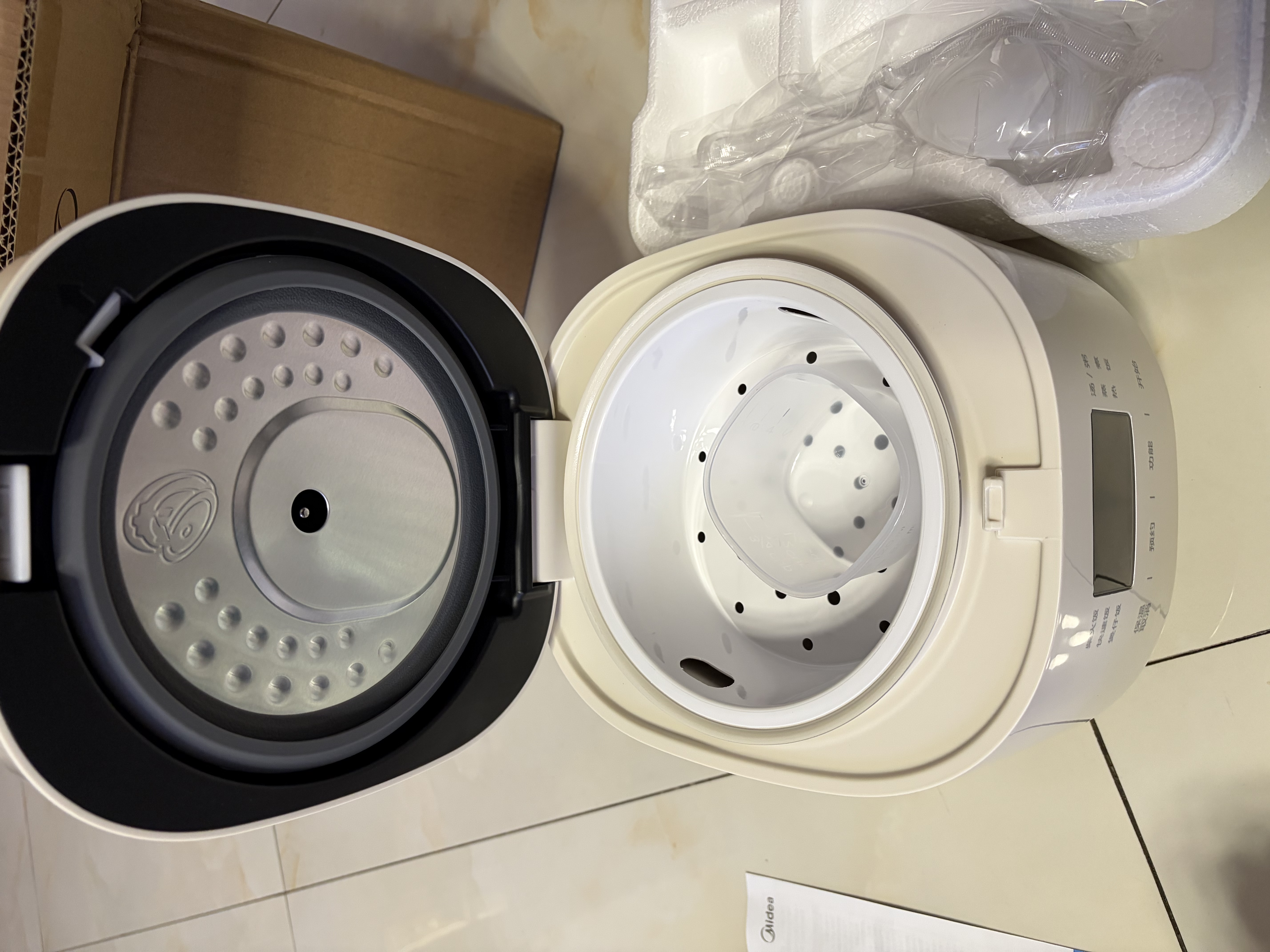 美的（Midea）升级款0氟含钛电饭煲小型1-2-3人迷你家用电饭锅1.8L小容量智能预约多功能微压煲汤小米粥RC182 实拍图