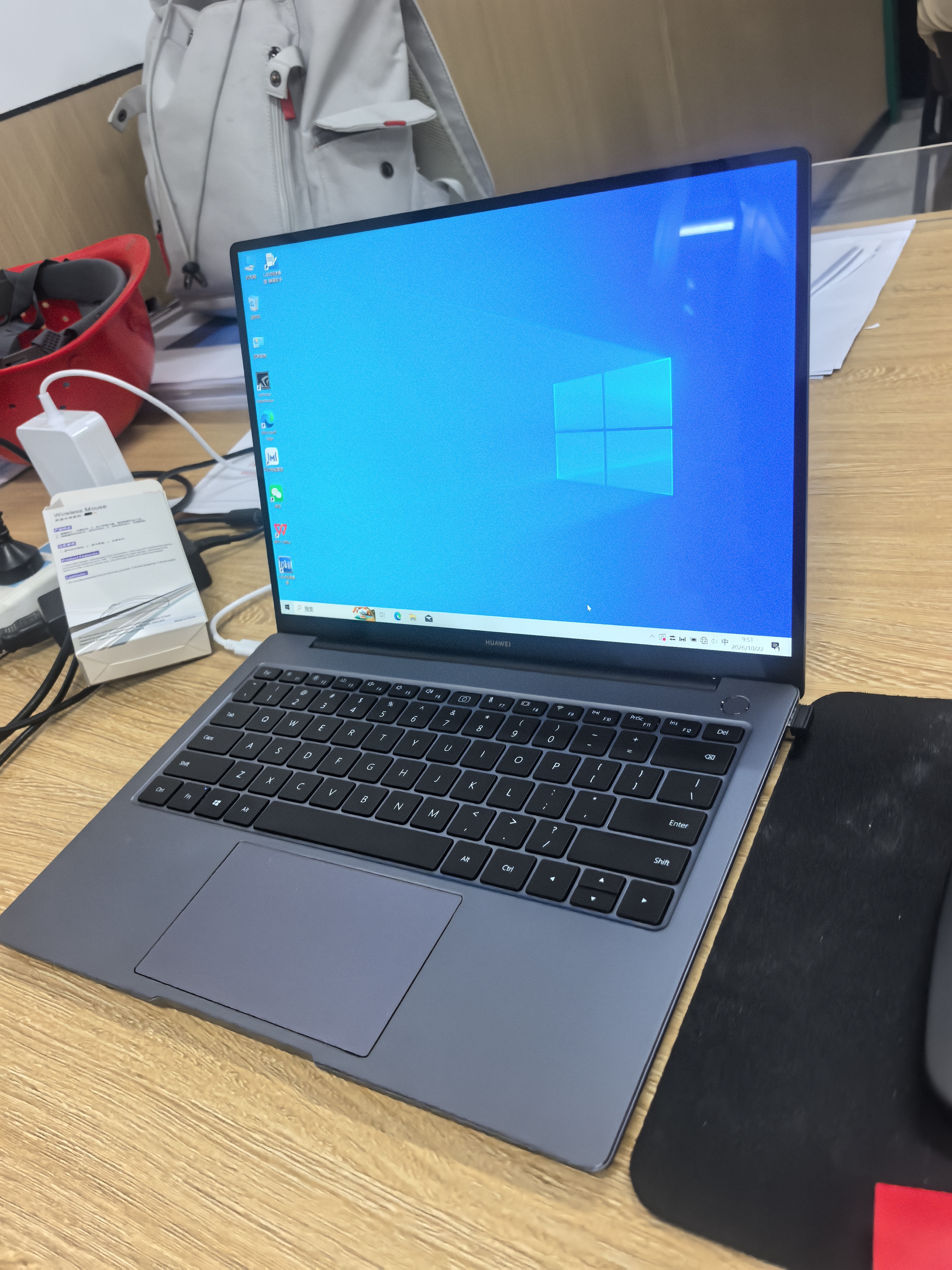 华为HUAWEI二手笔记本MateBook13/xpro触屏2K猎人游戏本便携二手笔记本电脑 Magic R5-3500 16G+512G高性能 95成新 实拍图