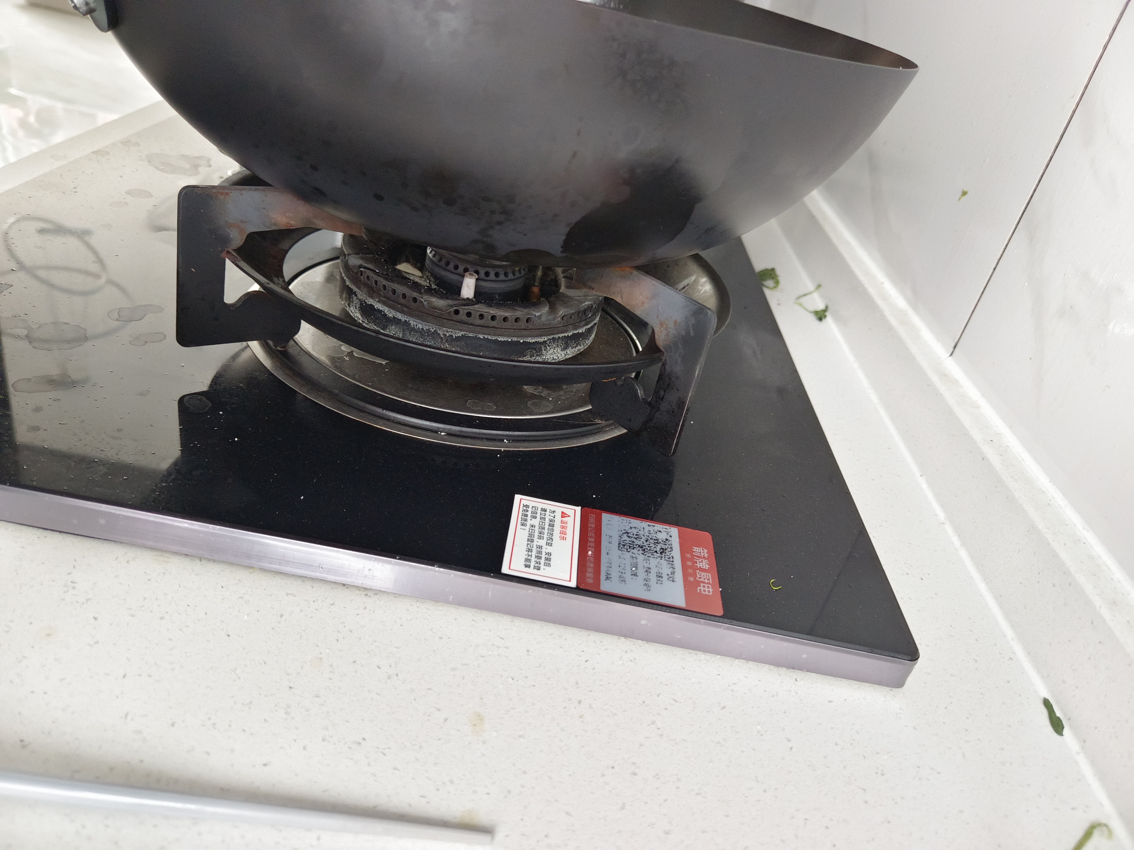 京严传家老炒锅铁锅无涂层炒菜不粘锅家用精铁锅具燃气电磁炉用已开锅 【灶具通用】适合3-5人  赠盖铲  直径 32cm 百年工艺｜传统铁锅｜健康不沾 实拍图