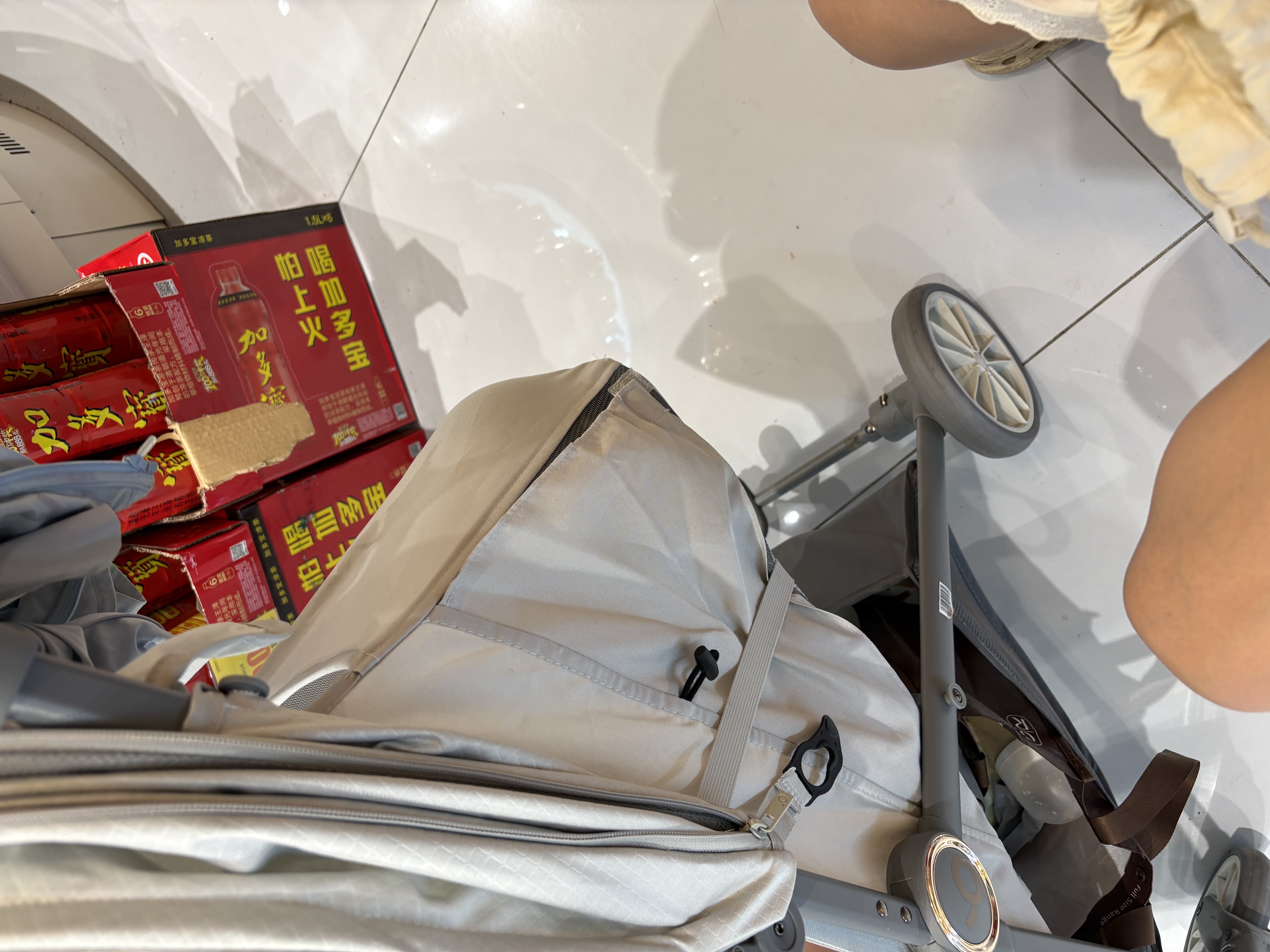 宝宝好726Max可坐可躺婴儿车0-3岁轻便折叠遛娃神器减震溜娃车 【大轮7吋】726椰子灰Max-小座舱宽32 实拍图