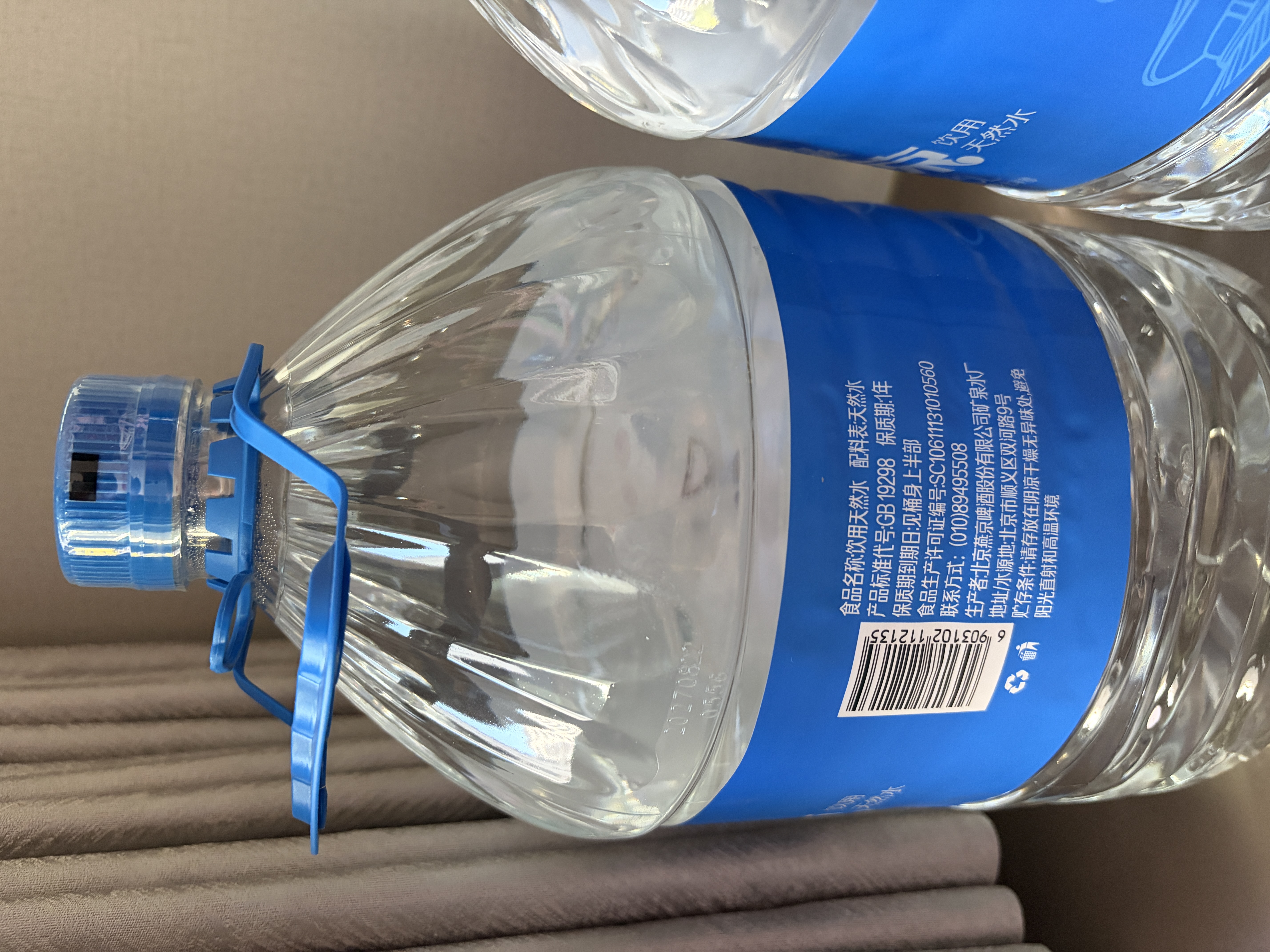 燕京饮用水 饮用天然泉水5L*4桶 *2包泡茶水 塑封包大桶水 整箱家庭装 实拍图