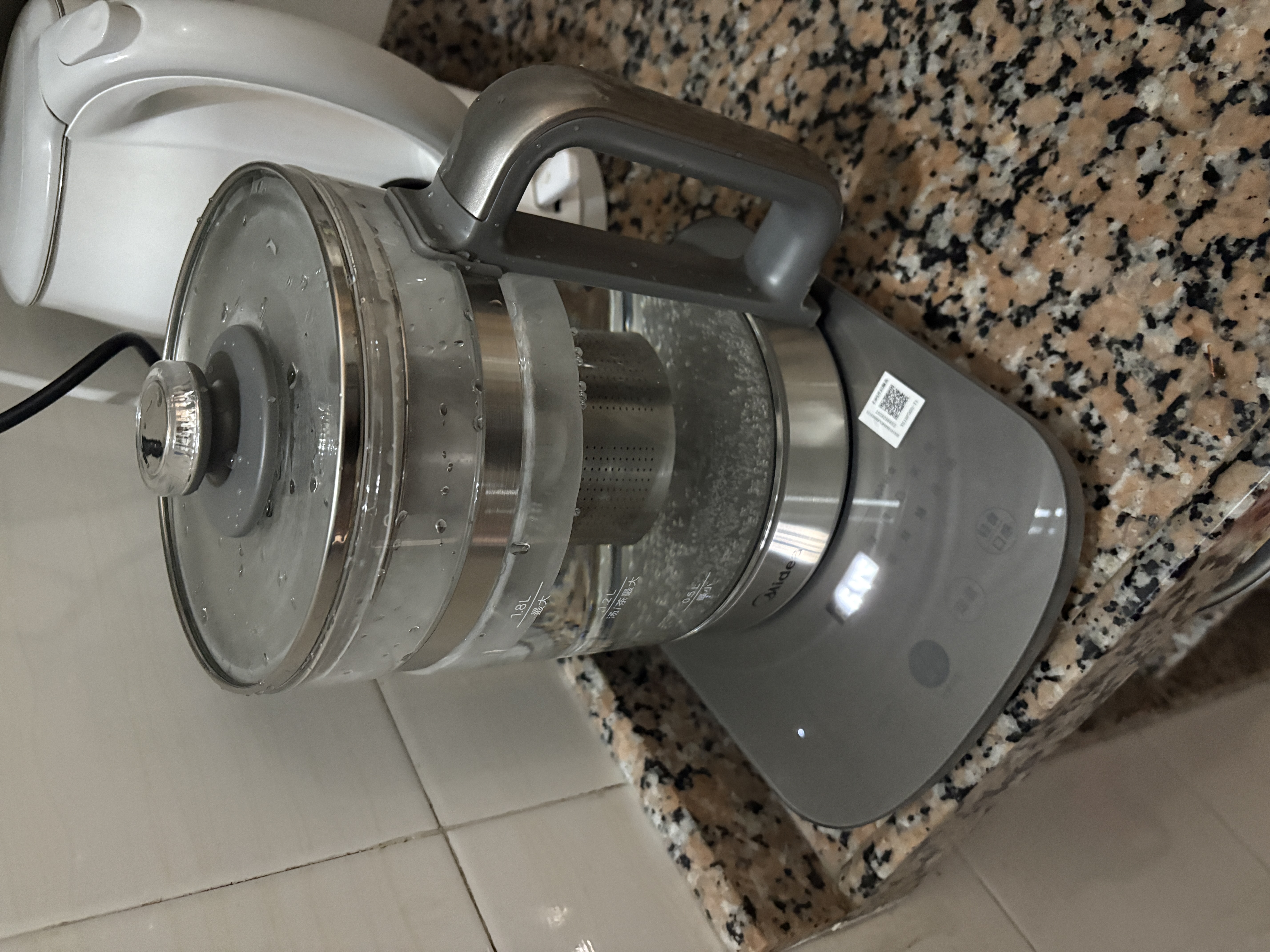 美的（Midea）纯钛养生壶 1.8L全自动大容量烧水壶纯钛茶篮 家用泡奶机电热水壶 恒温煮茶壶YS18P305-Ti 实拍图