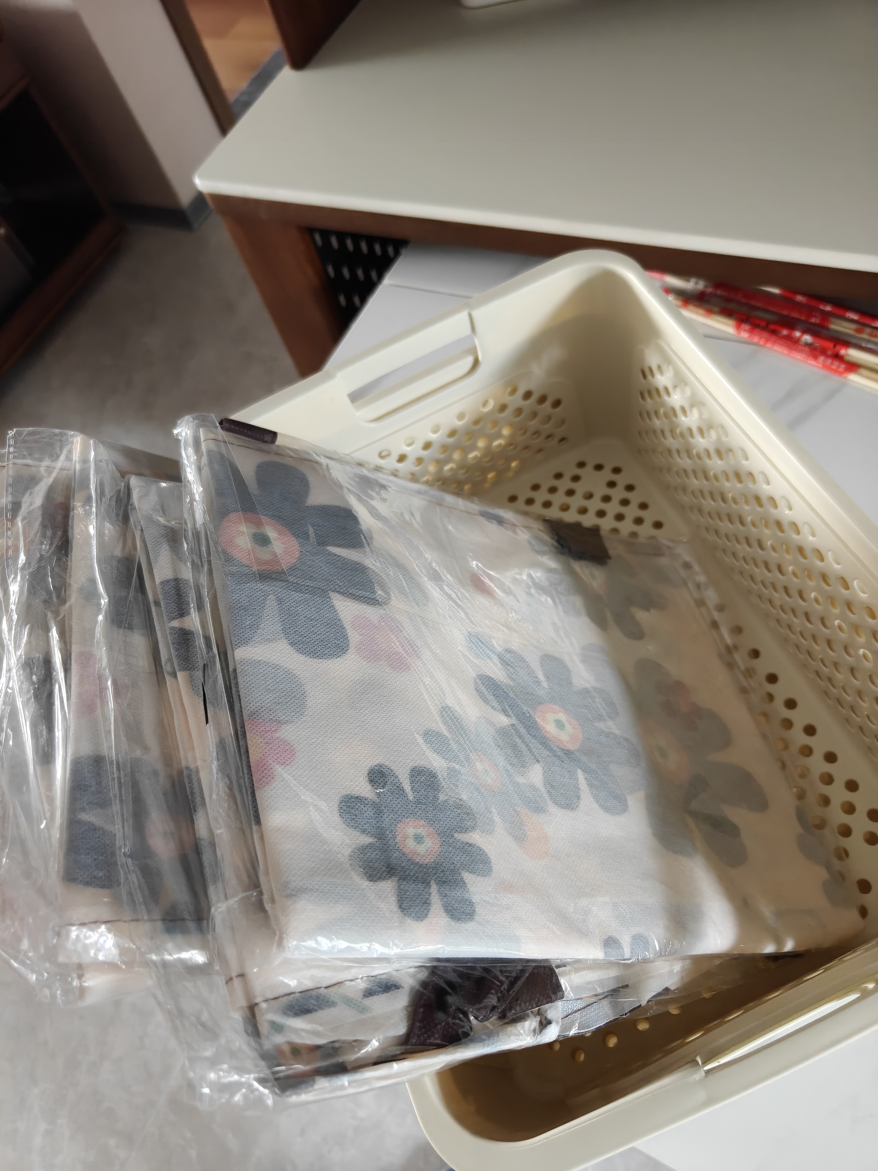 京东物流 换季羽绒服收纳大容量搬家打包衣物棉被防潮防霉整理袋 大号100L 【2个装】新旧款随机发 实拍图