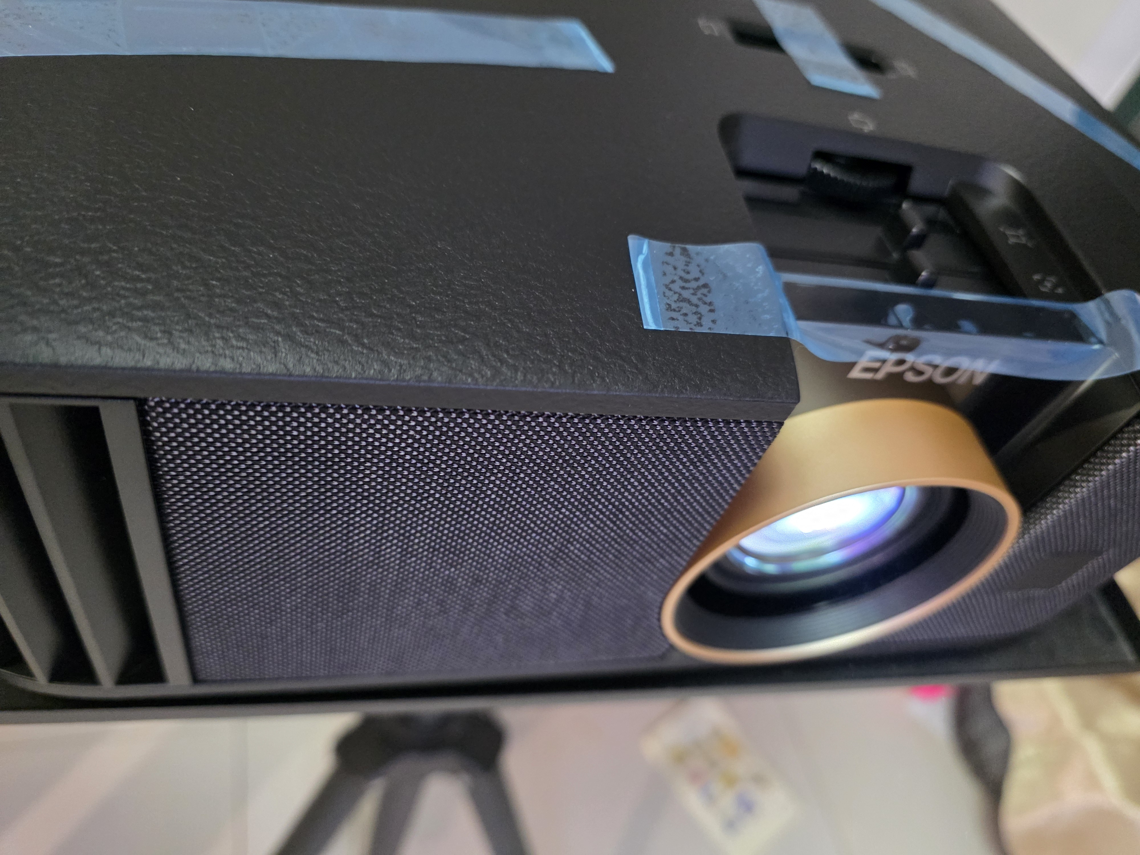 爱普生（EPSON）CH TW6280T家用投影仪 4K专业家庭影院智能投影仪[±60%镜头位移 1.62倍光学变焦] 实拍图