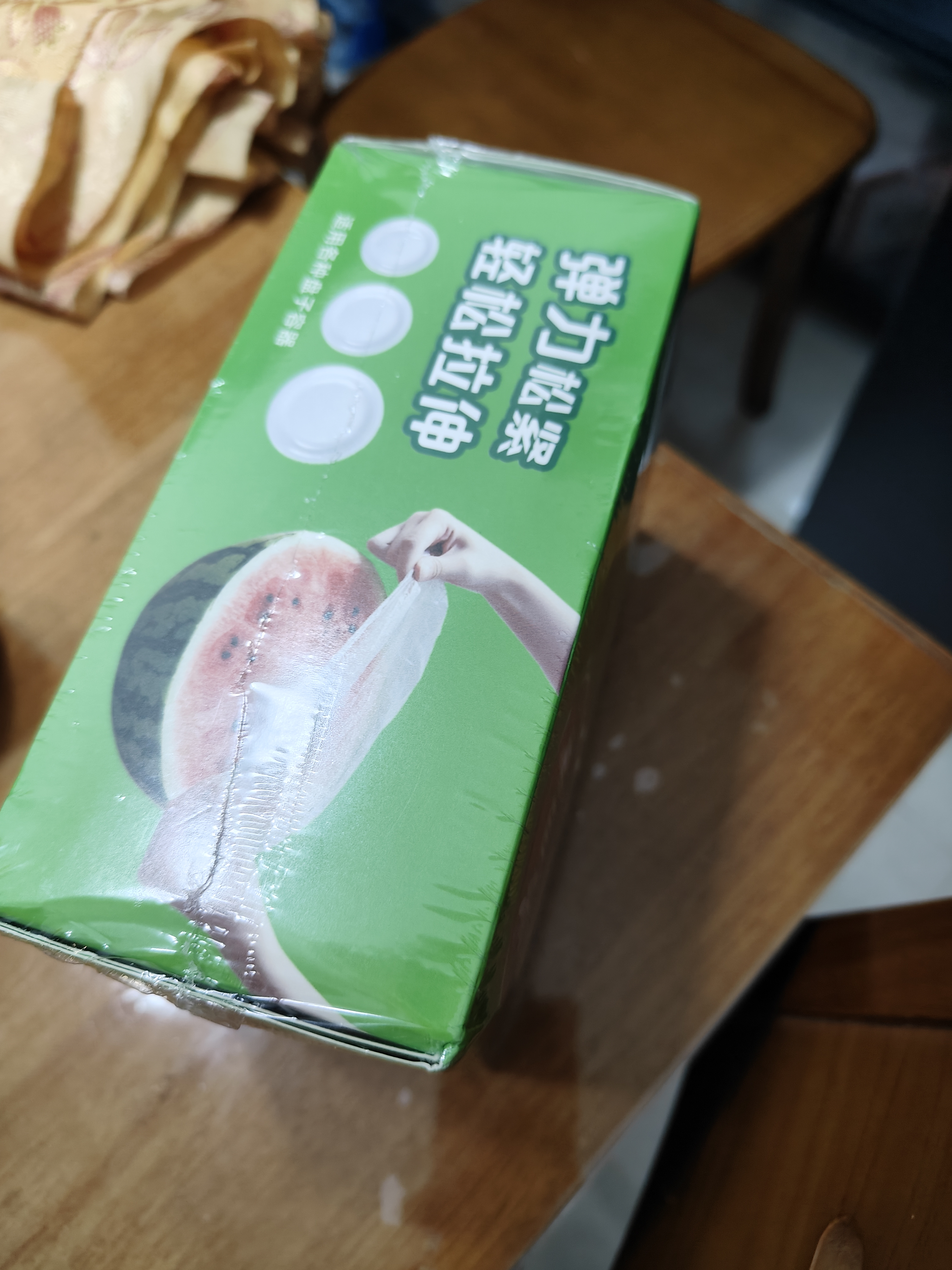 美丽雅 一次性保鲜膜套盒装100只 冰箱食物保鲜罩 松紧自封口大小通用 实拍图