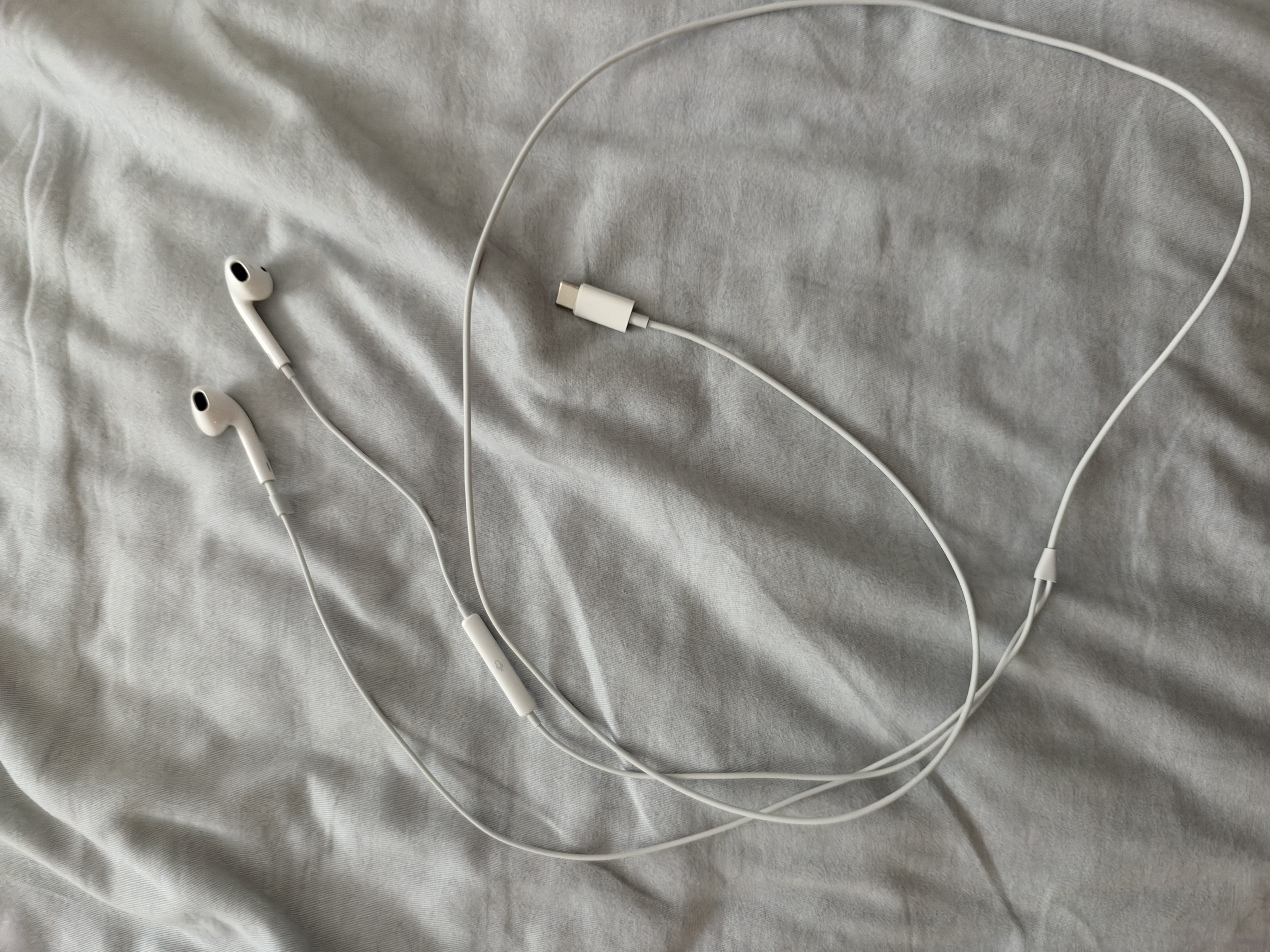 Apple/苹果 EarPods USB-C有线耳机 type-c有线耳机  iPhone 18有线耳机笔记本耳机游戏音乐 实拍图