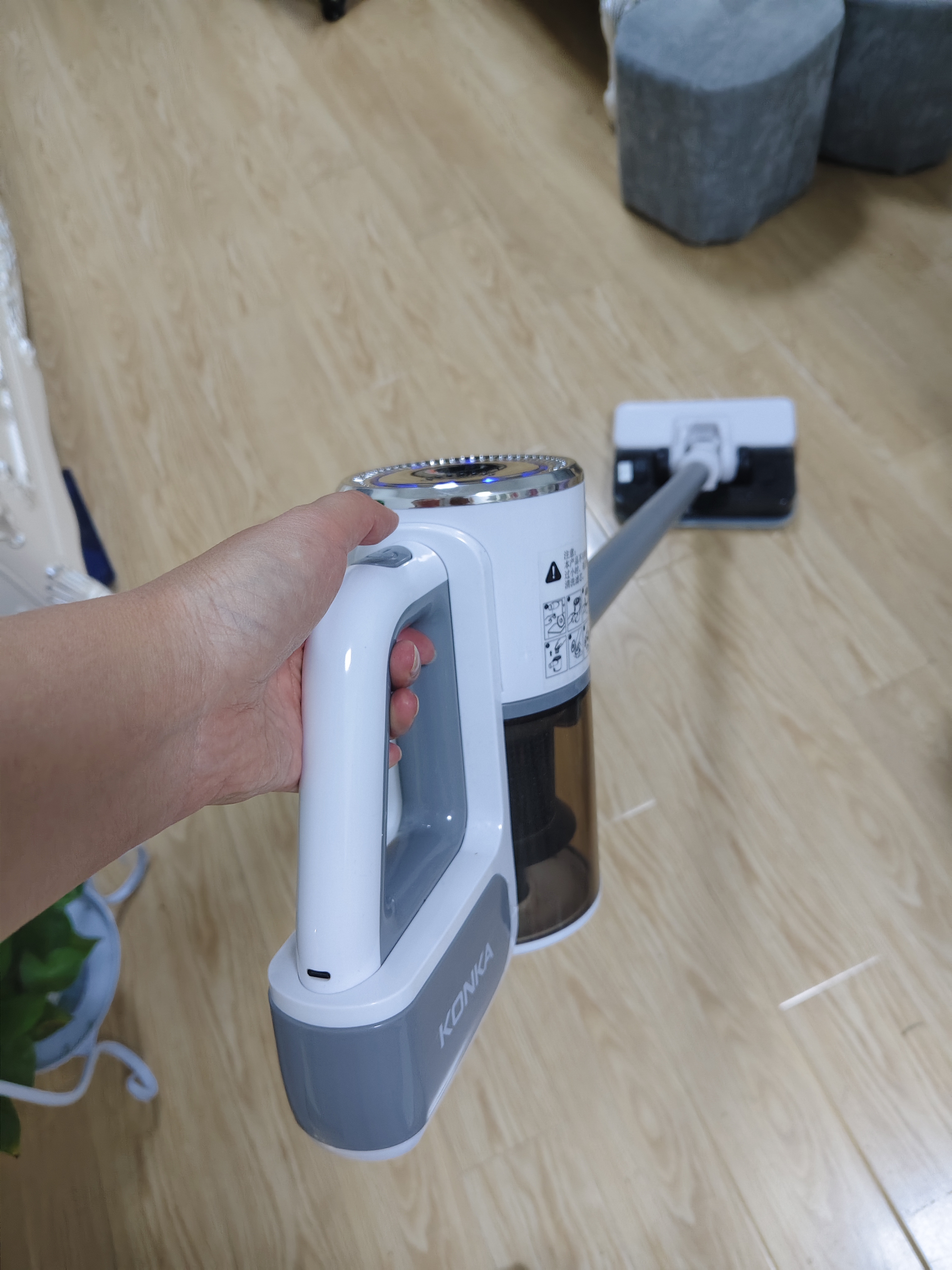 康佳（KONKA）吸尘器家用无线吸拖一体三合一大吸力手持便携小型轻音大吸力洗地机宠物吸毛吸尘价保30天自动清洗 【灰松】扫吸拖+双滤芯+升级水箱 实拍图
