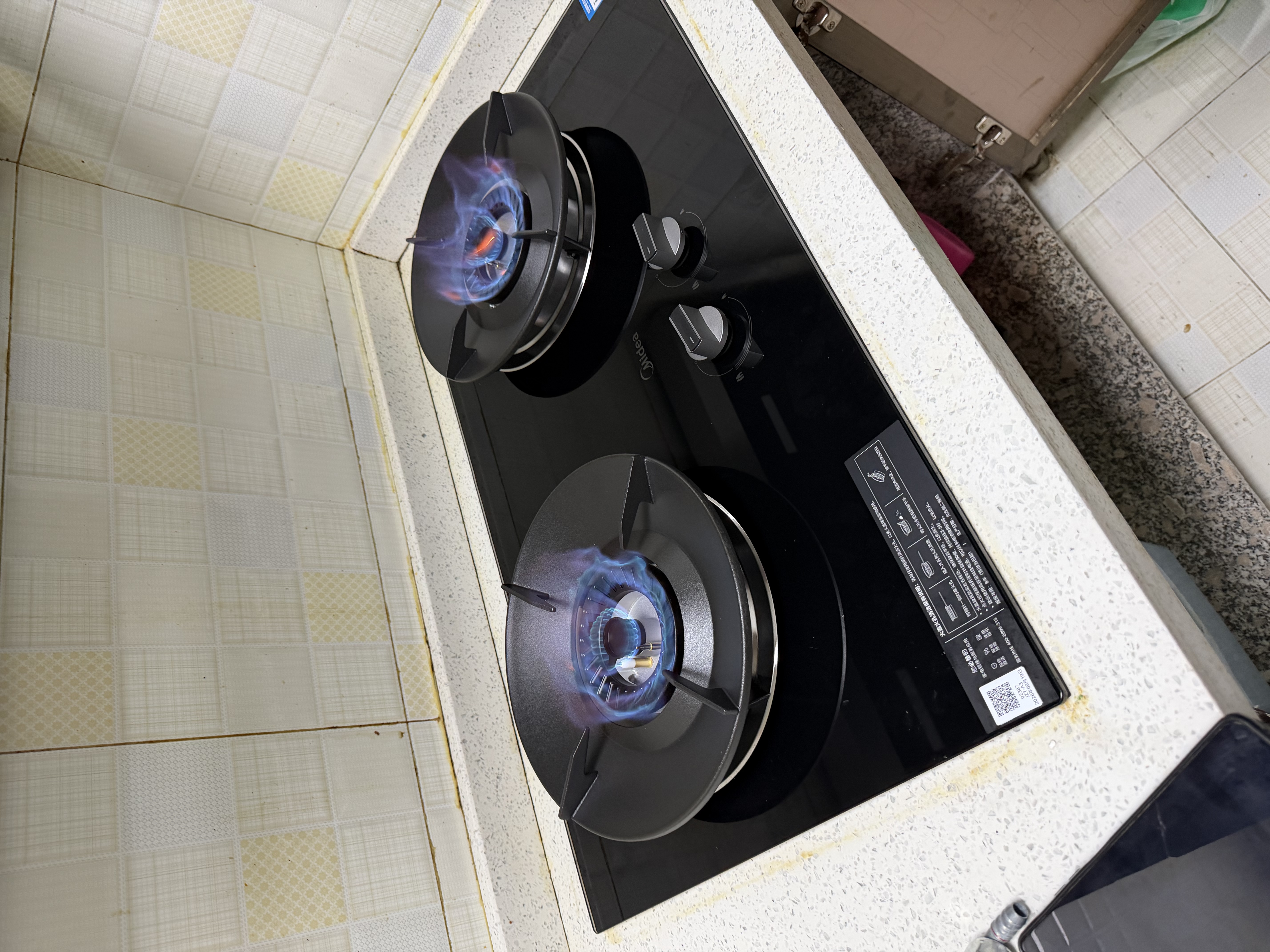 美的（Midea）【天然气】燃气灶 家用5.2kW猛火灶台嵌两用 70%热效率 JZT-A3 实拍图