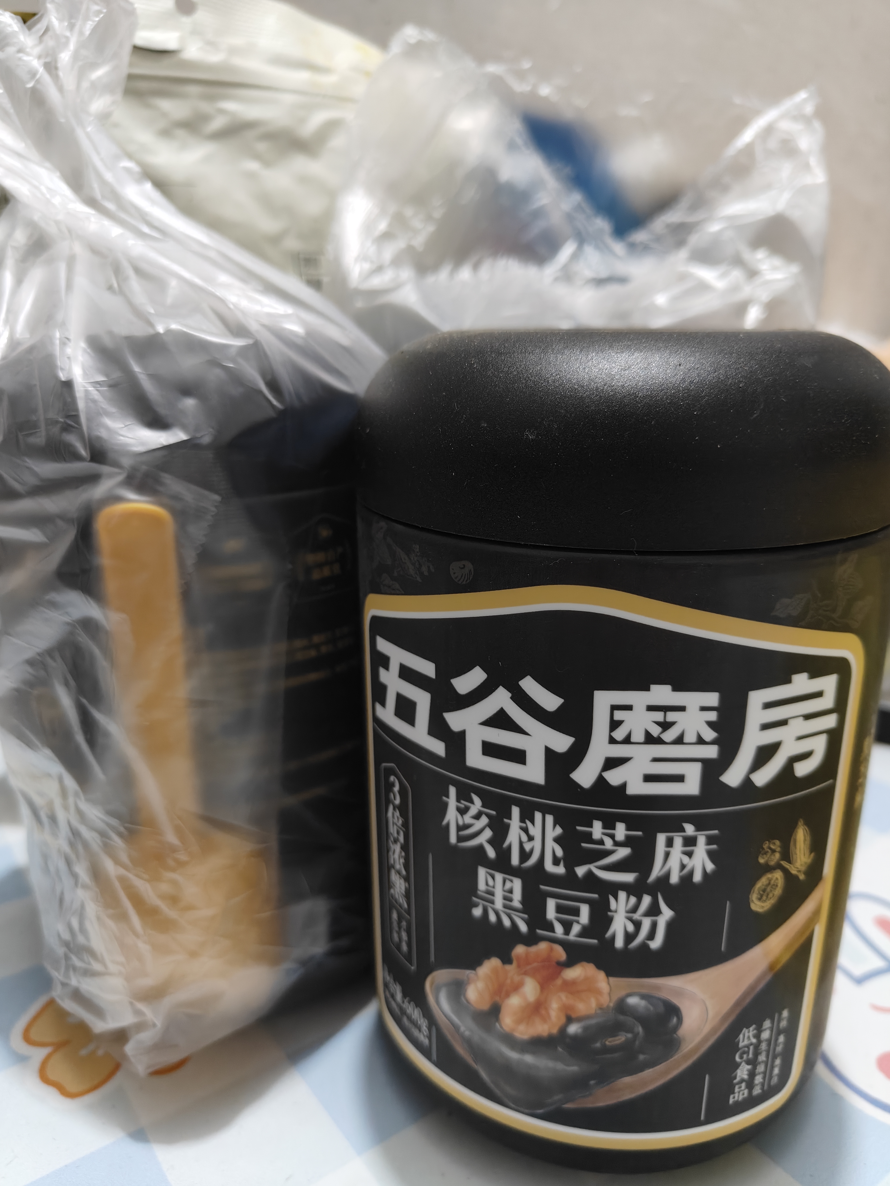 五谷磨房黑芝麻糊核桃芝麻黑豆粉早餐代餐粉五黑粉600g【买3赠搅拌杯】 实拍图