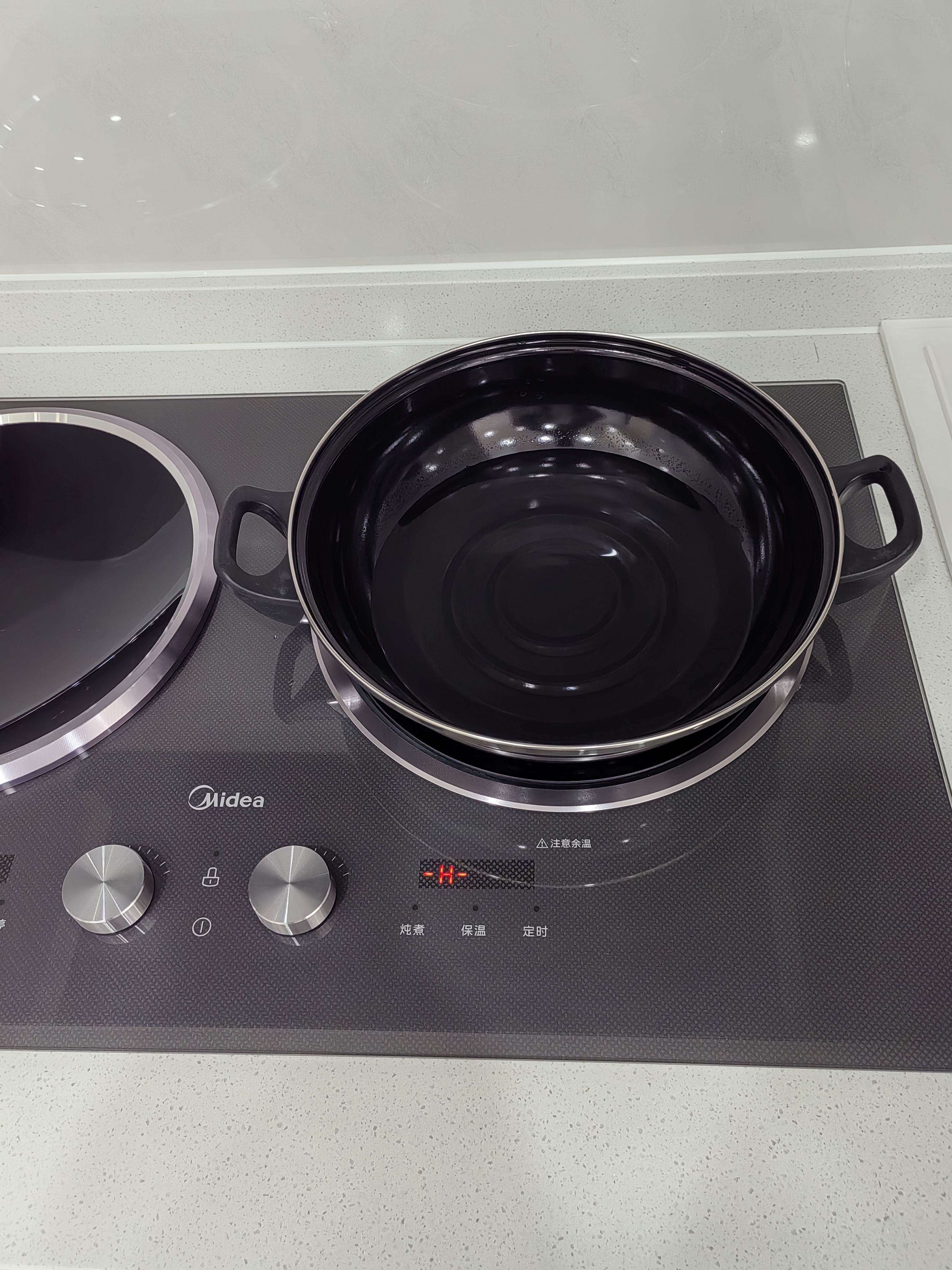 美的（Midea）凹面电磁炉双灶3500W大功率电陶炉嵌入式电磁灶不挑锅具恒匀火灶台一体面板多档控温DZ35AT09P 实拍图