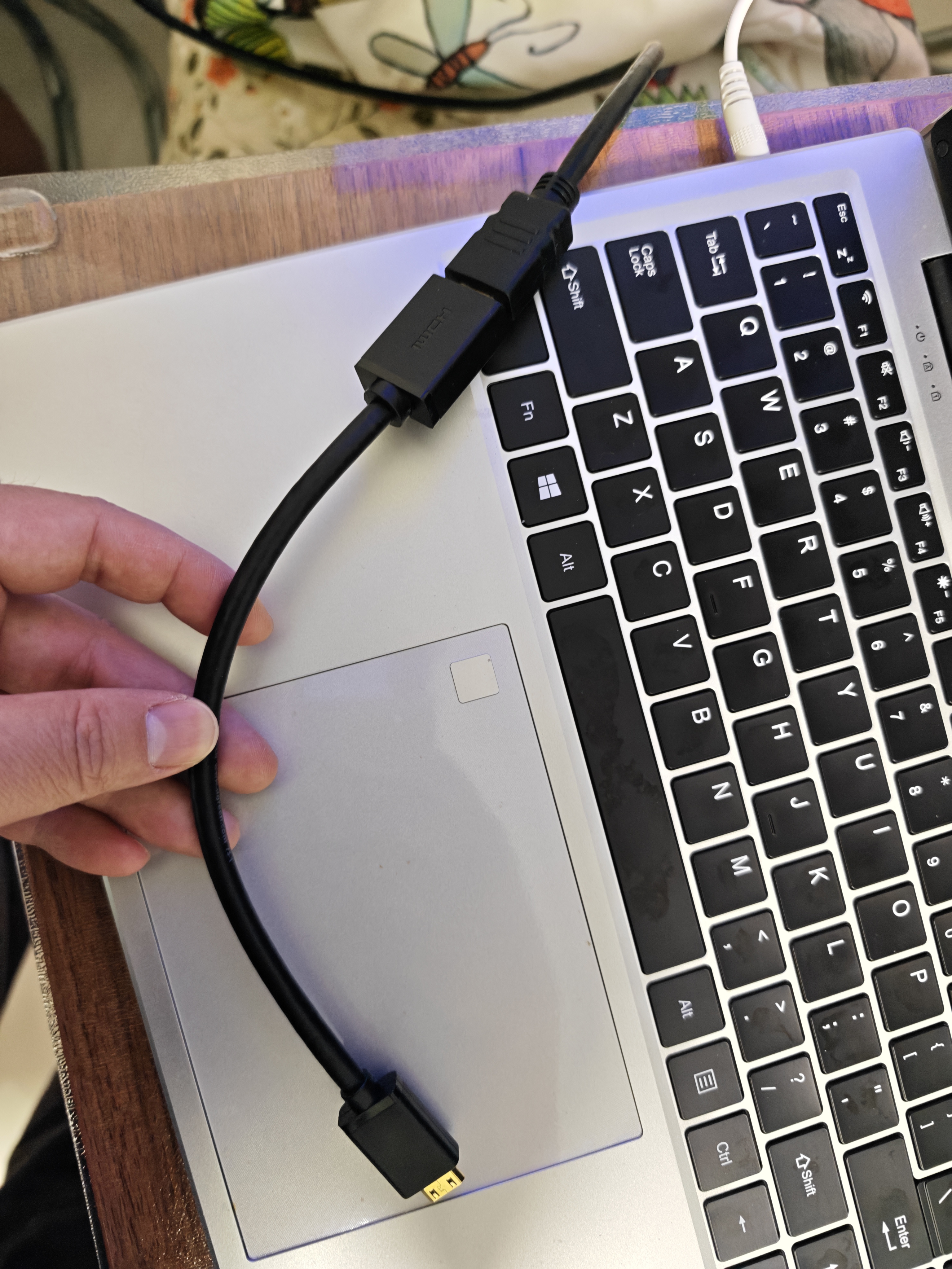 绿联Mini HDMI转HDMI2.0转接线 公对母4K60Hz转换头 电脑相机连接采集卡便携屏显示器投影仪电视20137 实拍图