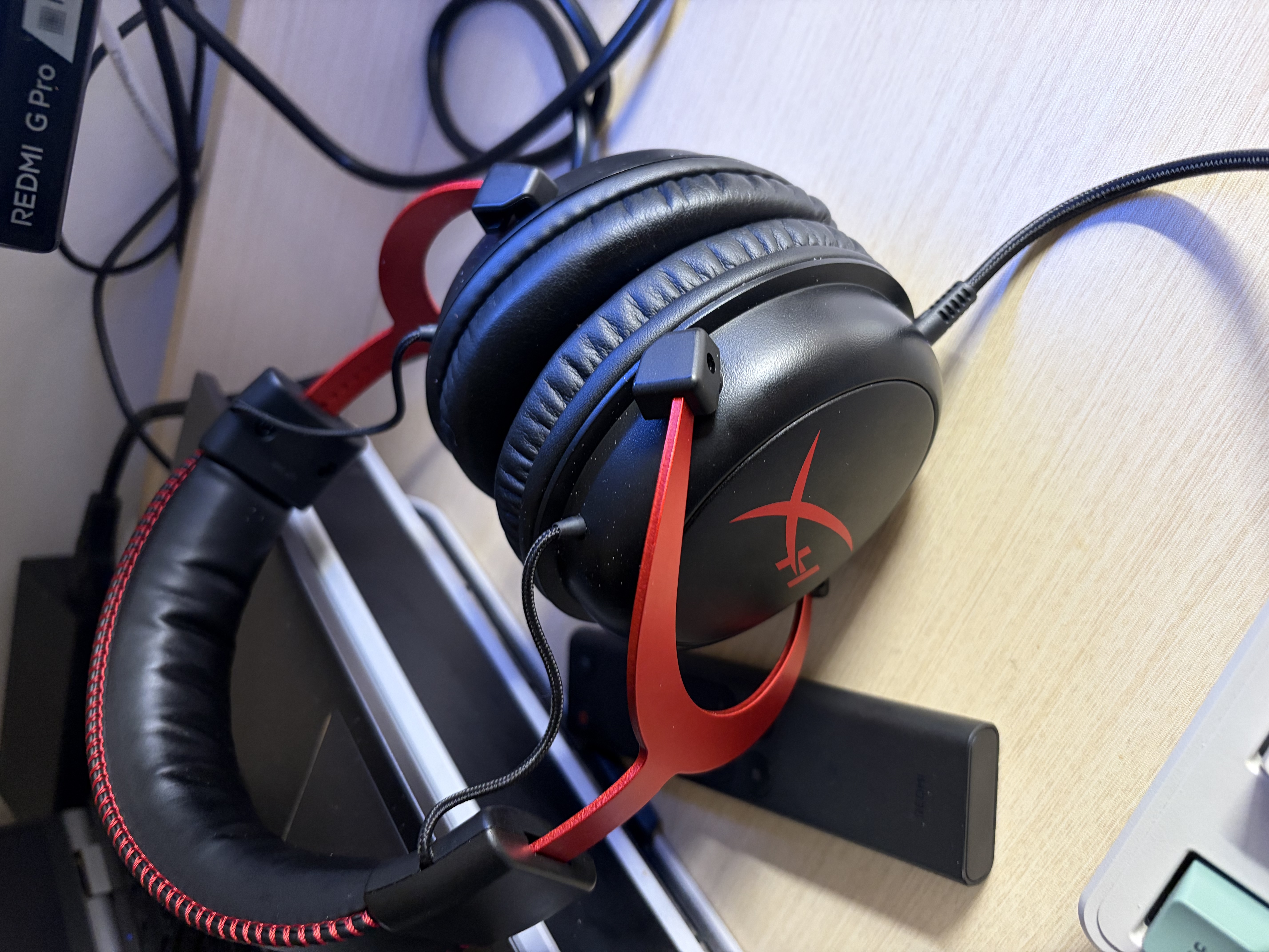 极度未知（HYPERX）飓风2飓风3系列电竞游戏耳机头戴式 fps吃鸡耳麦降噪麦克风 原金士顿cloud2电竞耳机 飓风2-黑红【7.1虚拟环绕声】 实拍图