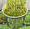 白象方便面 香菜面香辣牛肉味111g*12桶泡面整箱装 速食夜宵 实拍图