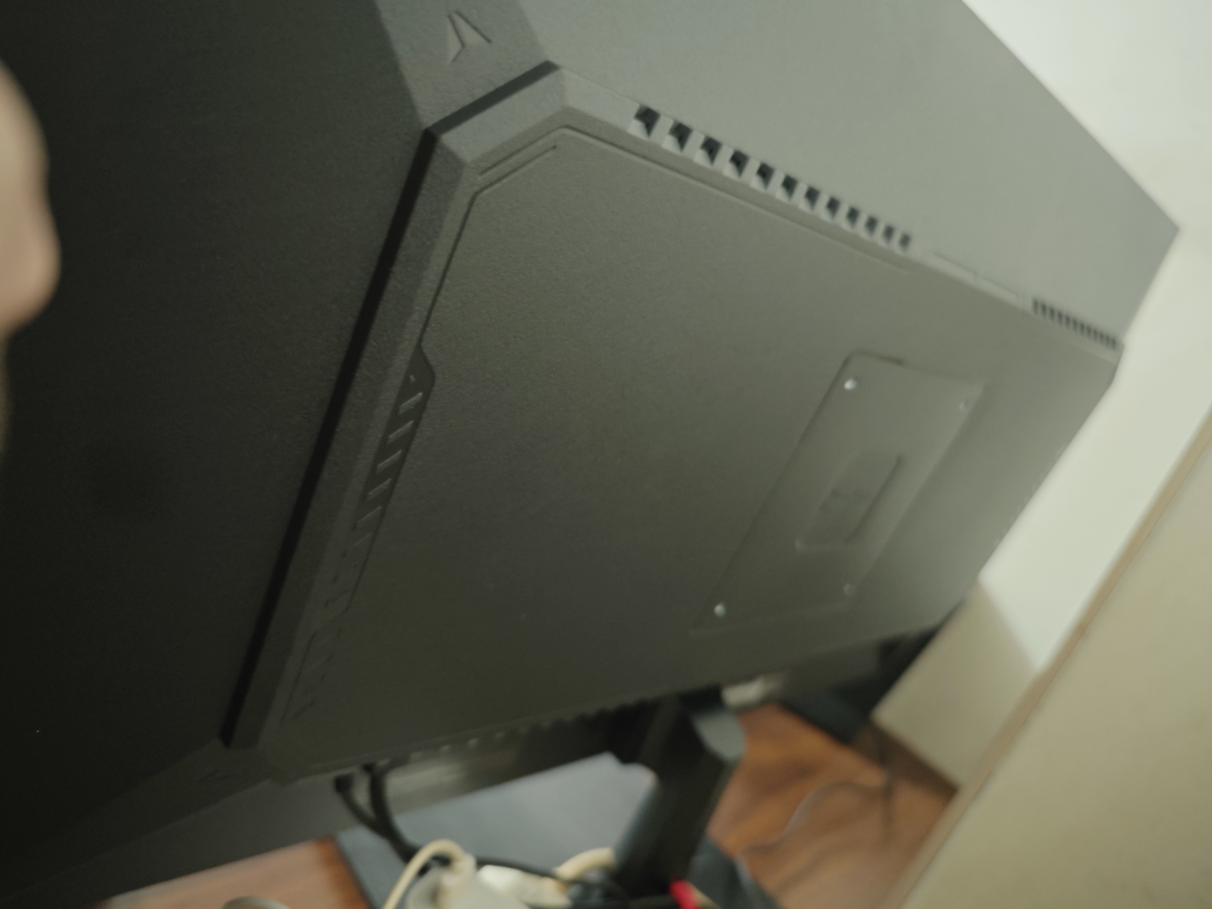 泰坦军团27英寸2K升级245Hz HDR400高亮版硬件低蓝光护眼 菜单软件出厂校色FPS三角洲1ms电竞显示器P2710R3 实拍图