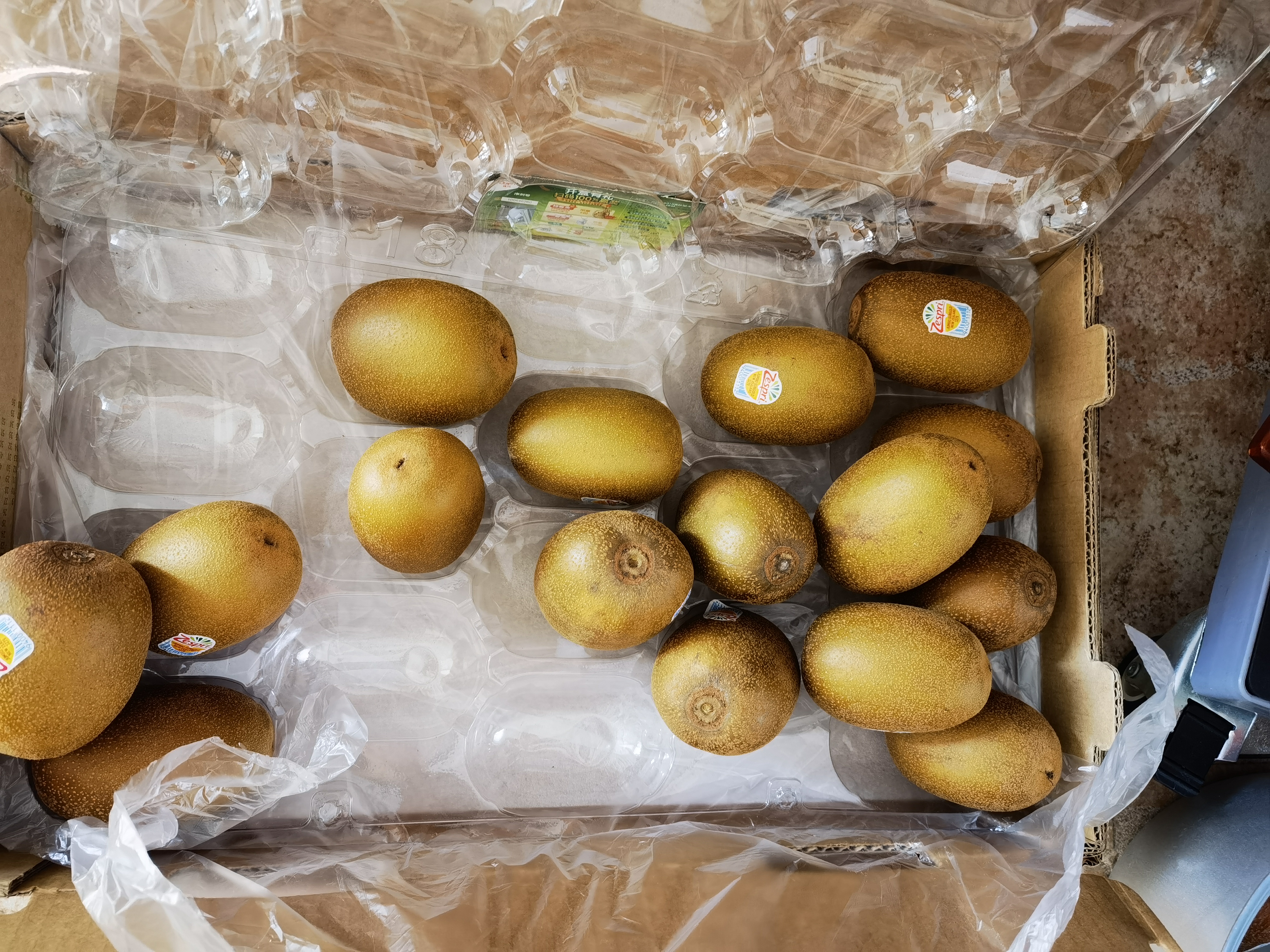 佳沛（zespri）新西兰金奇异果18粒超大原箱175-204g猕猴桃水果礼盒 实拍图