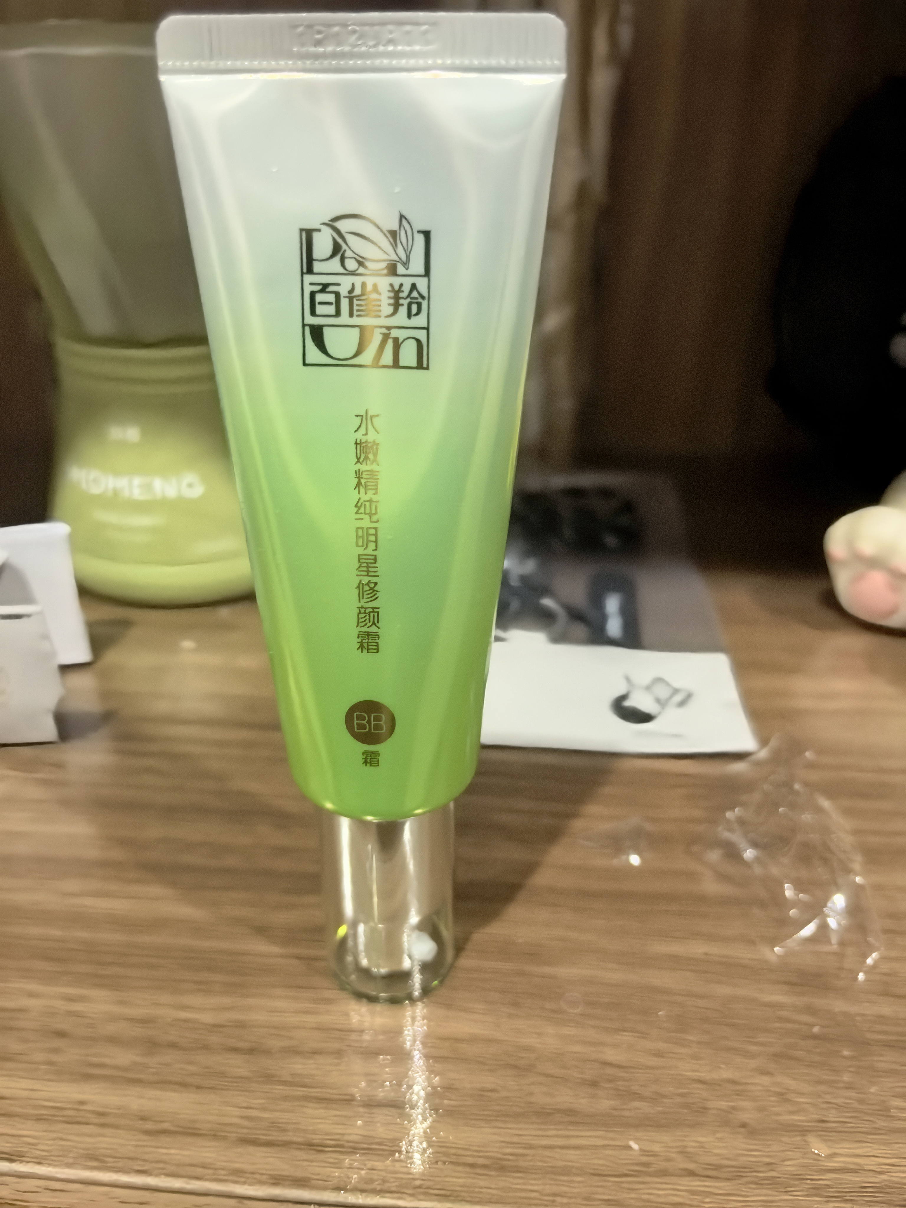 百雀羚（PECHOIN）BB霜 水嫩精纯明星修颜BB霜 隔离遮瑕提亮定妆保湿气垫素颜霜护肤 BB霜  40g 实拍图