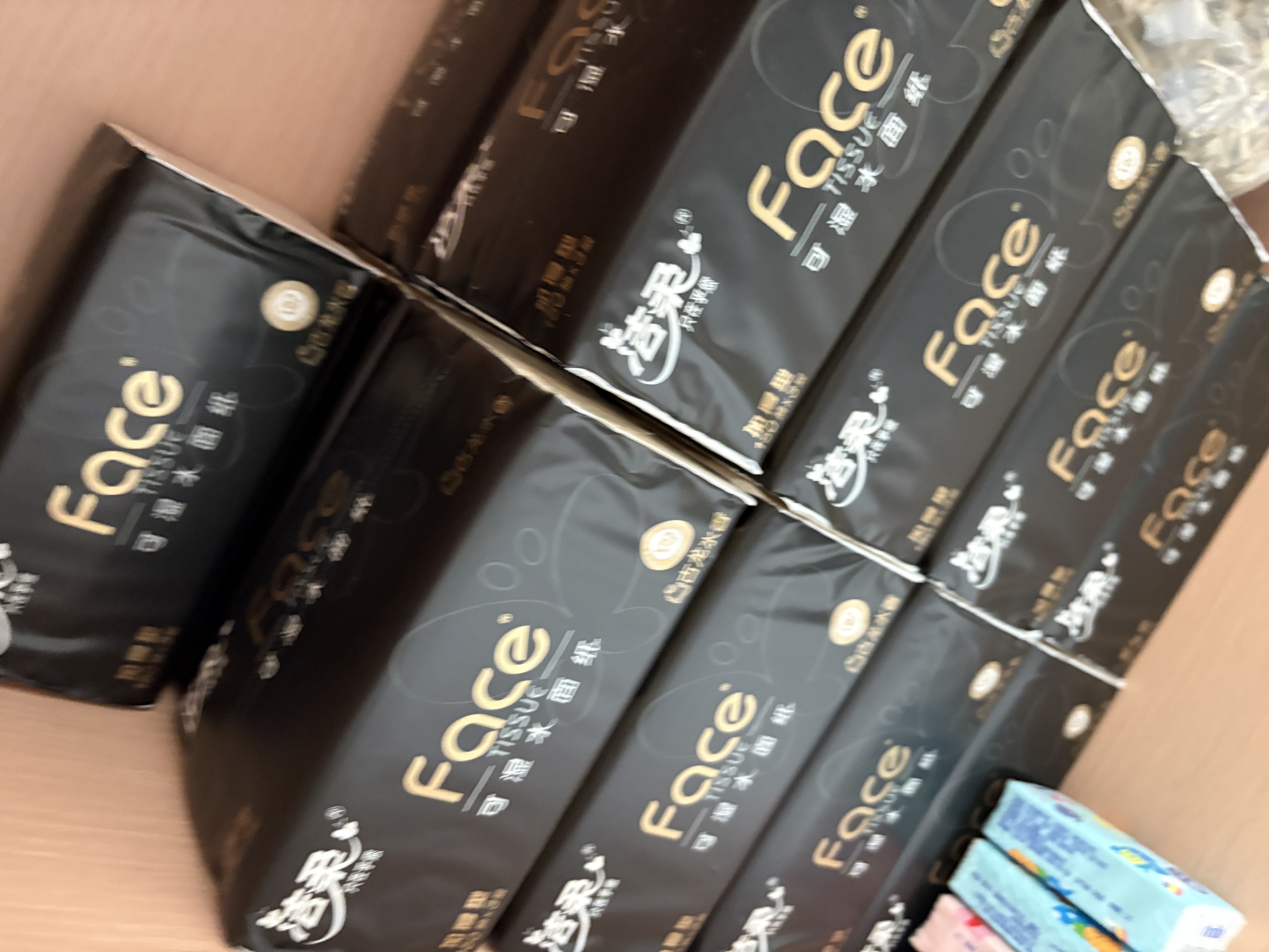 洁柔抽纸 黑Face3层150抽*18包 古龙香水味 大规格M码亲肤可湿水 整箱 实拍图