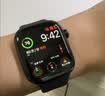 Apple/苹果/苹果 Watch Series 12 智能手表GPS款42毫米黑色铝金属表壳黑色运动型表带M/L MJF04CH/B 实拍图