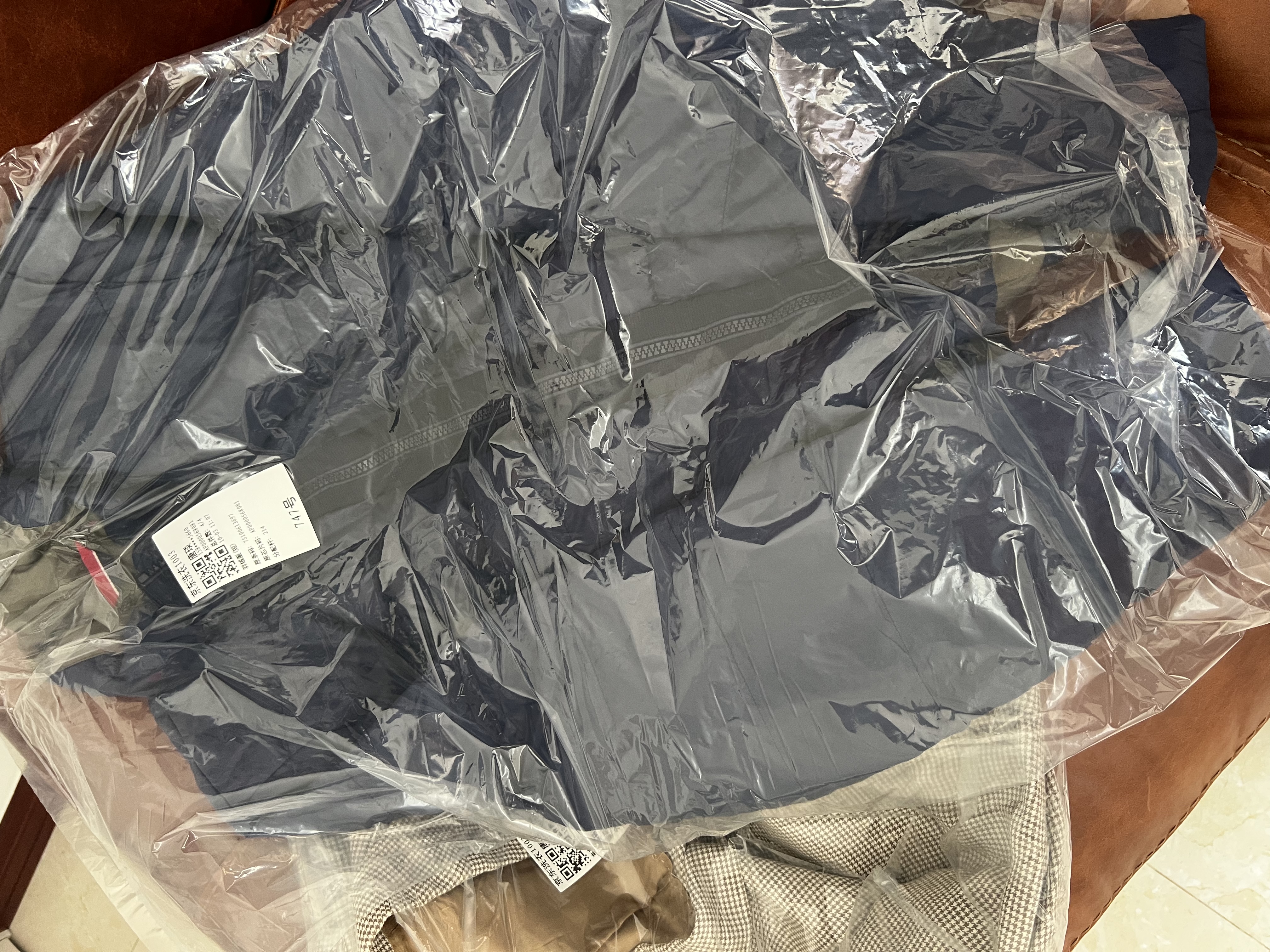 京东衣服任洗3件 上门取送去渍整形 价值2000元内四季衣服/羽绒服棉服 实拍图