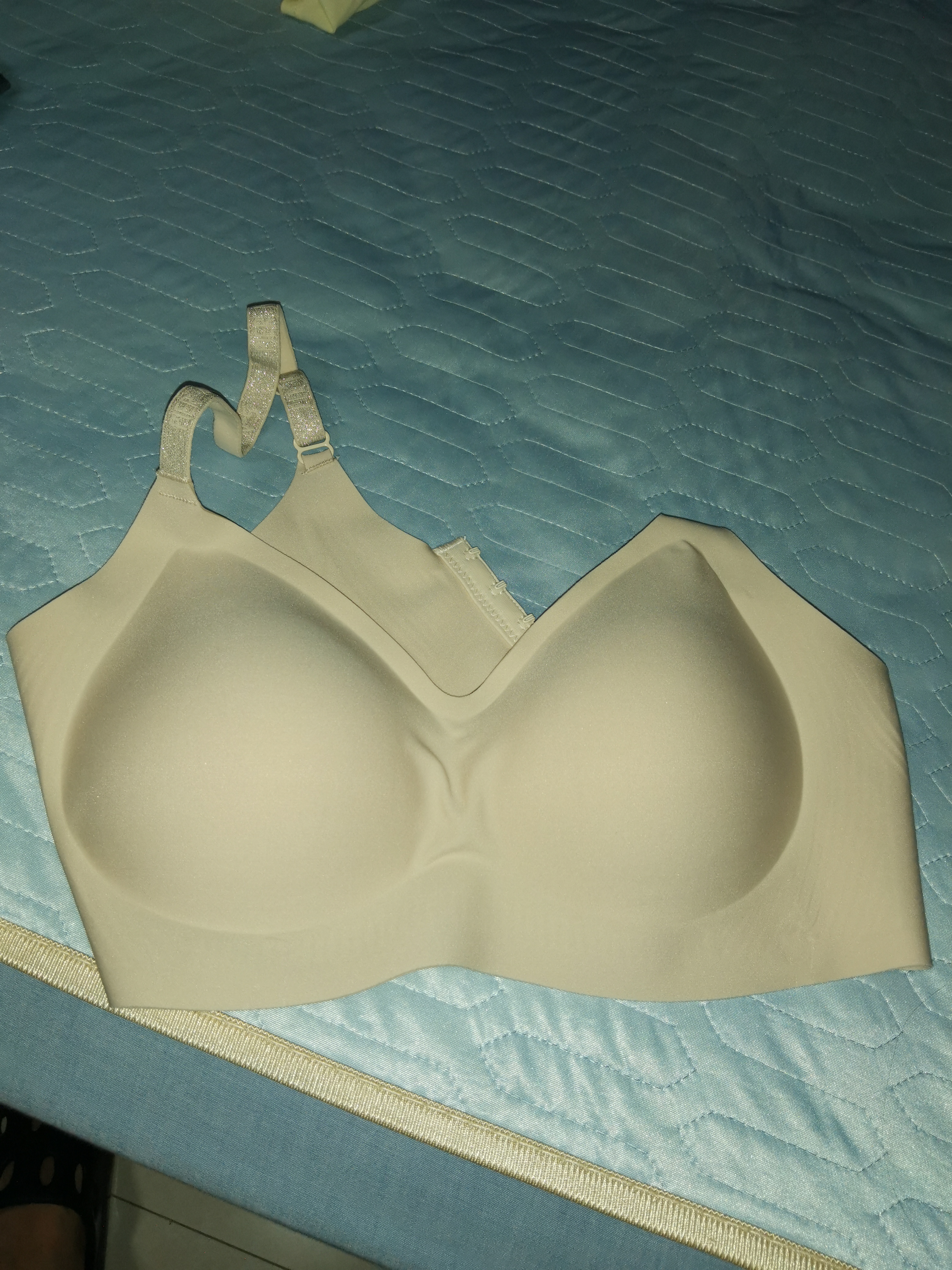 草本初色内衣女粉底液隐形防外扩聚拢收副乳无痕内衣女款26年新款文胸罩 实拍图