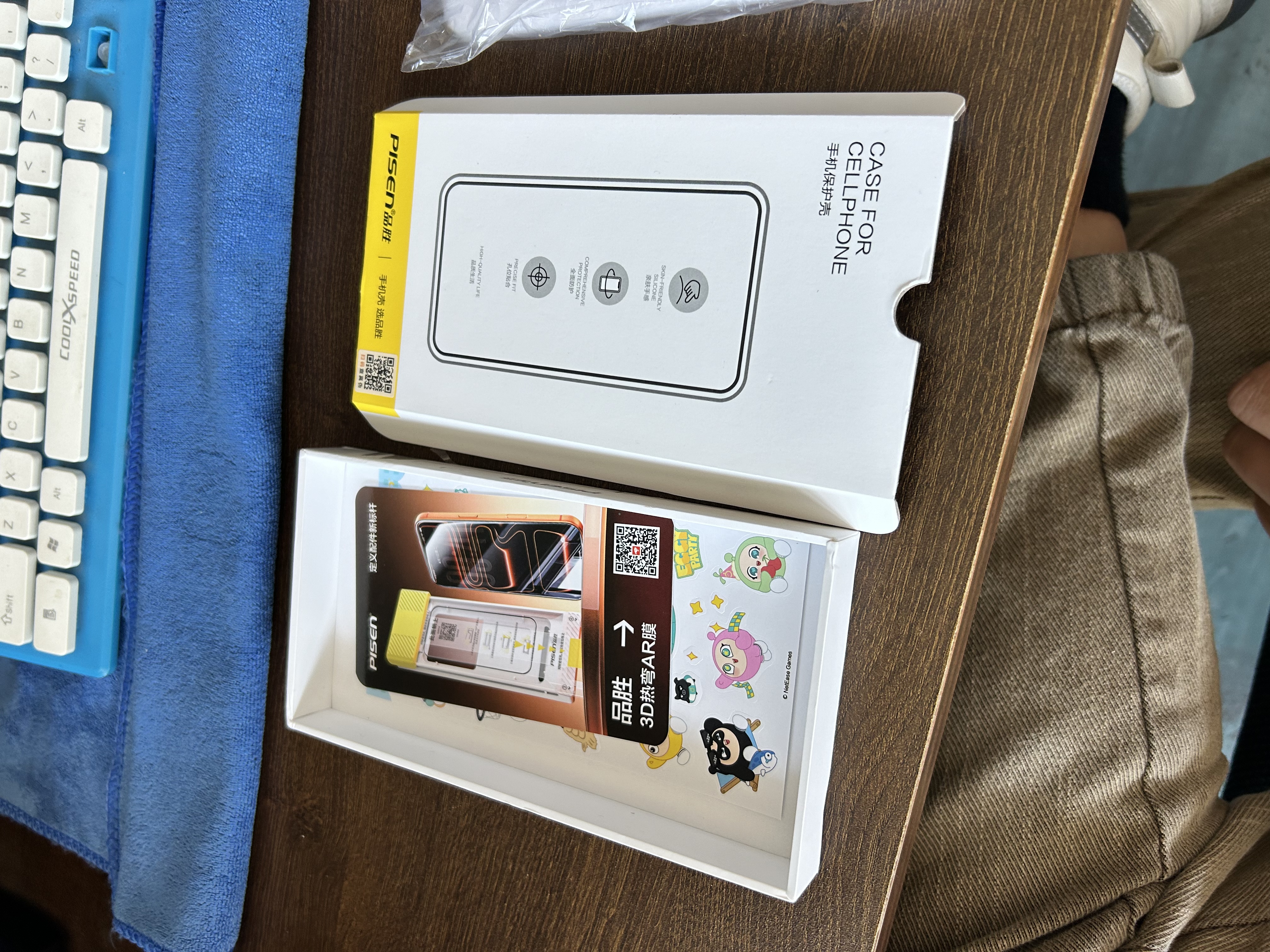 品胜 适用苹果14Plus手机壳 iphone14Plus柔性液态手机壳全包防摔超薄保护套亲肤手感直边保护壳蓝色 实拍图
