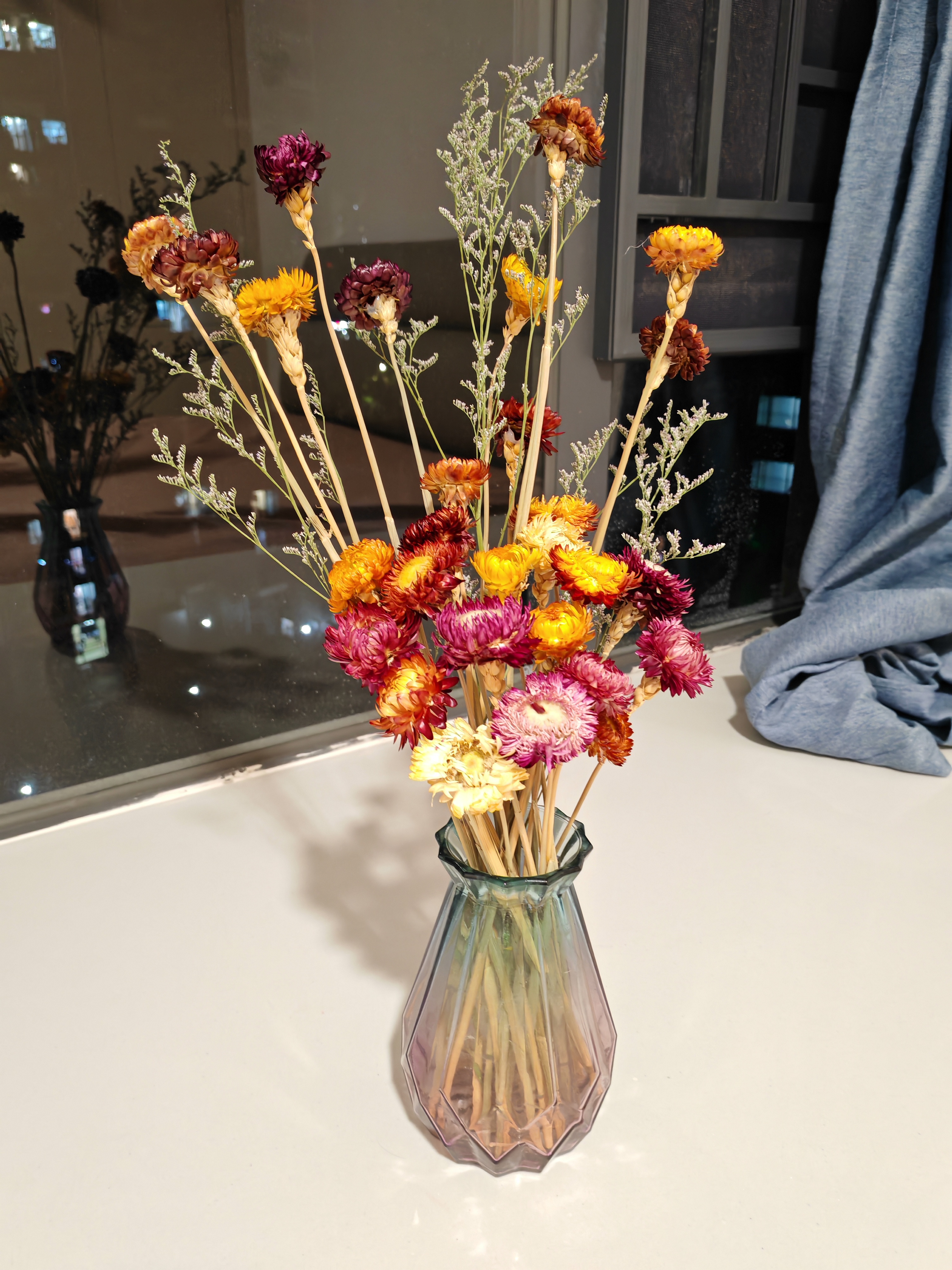 爱满干花 真花 云南麦杆菊花小雏菊天然风干花束摆设插花网红装饰摆件 麦秆菊彩色一束（40朵以上花头） 干树枝 实拍图